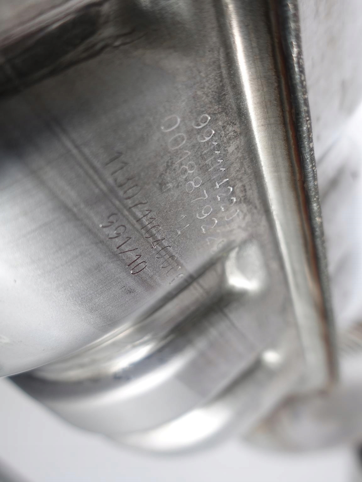 PORSCHE 991 911 3.4L TŁUMIK PRAWY WYDECH KOŃCÓWKA PORSCHE 991 911 3.4L TŁUMIK PRAWY WYDECH KOŃCÓWKA - obrazek 5