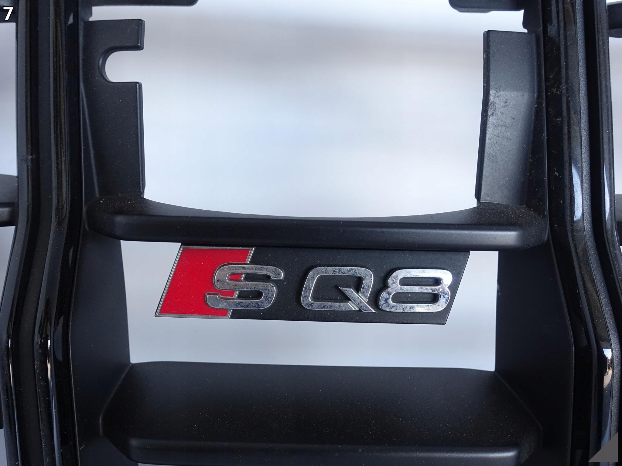AUDI SQ8 Q8 4M8 18- ZDERZAK GRILL ATRAPA CZARNY AUDI SQ8 Q8 4M8 18- ZDERZAK GRILL ATRAPA CZARNY - obrazek 8