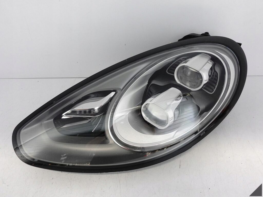 PORSCHE PANAMERA 970 LIFT MK2 13-16 PDLS PLUS SKRĘTNA FULL LED LAMPA LEWA PORSCHE PANAMERA 970 LIFT MK2 13-16 PDLS PLUS SKRĘTNA FULL LED LAMPA LEWA