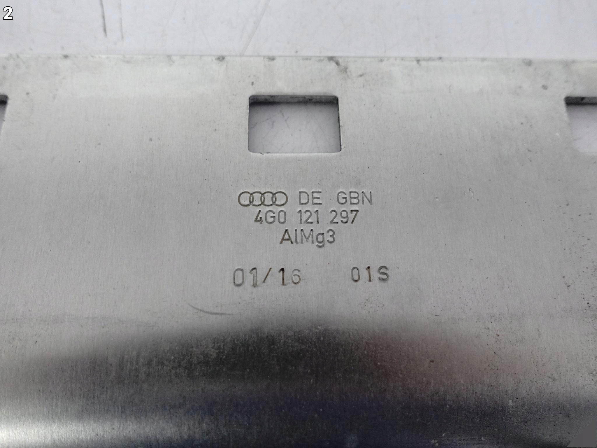 AUDI RS7 4G8 RS6 4G0 C7 14-18 LIFT UCHWYT MOCOWANIE CHŁODNICY OLEJU 4.0TFSI AUDI RS7 4G8 RS6 4G0 C7 14-18 LIFT UCHWYT MOCOWANIE CHŁODNICY OLEJU 4.0TFSI - obrazek 3