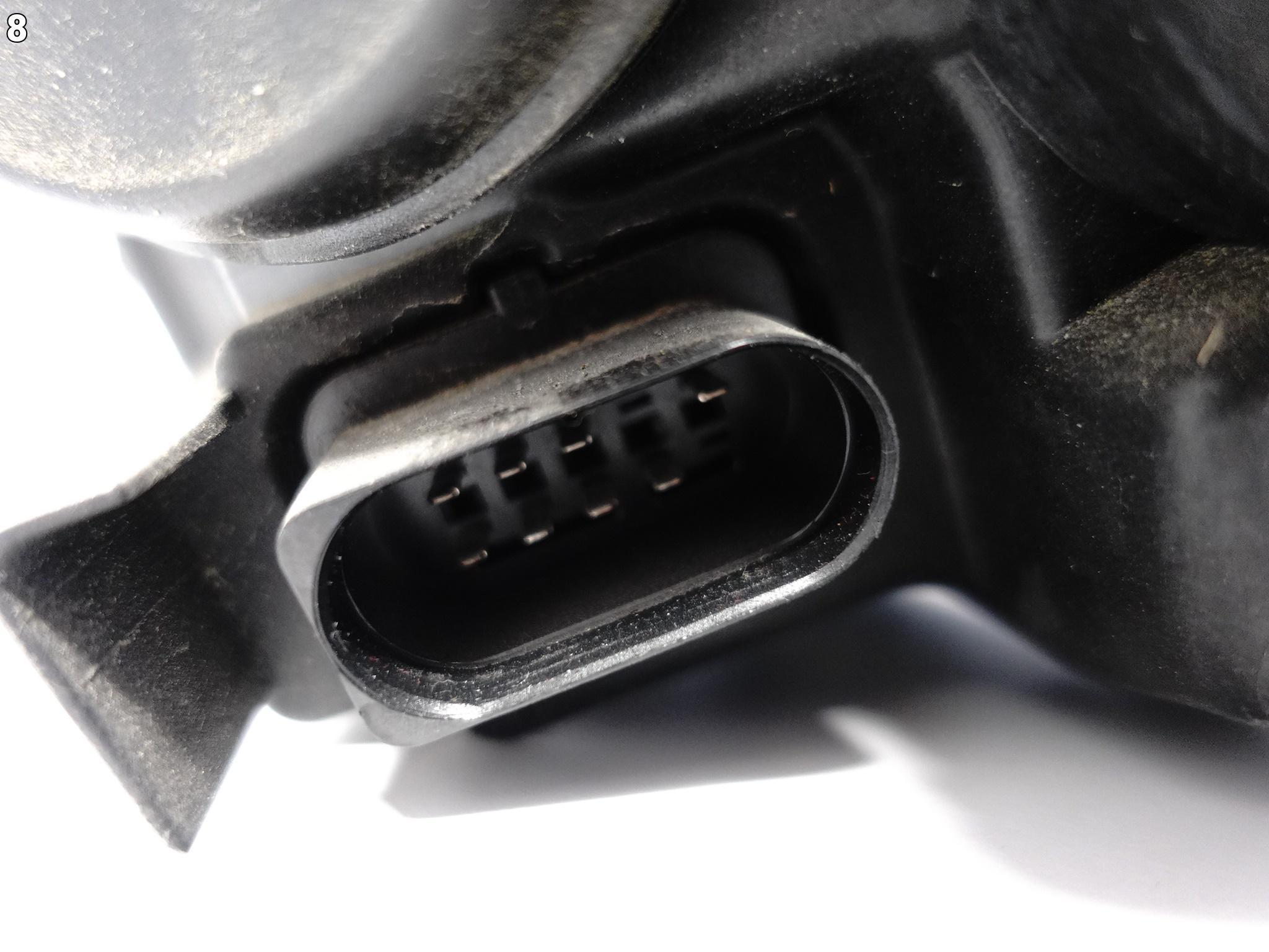 VW T6 TRANSPORTER LIFT 7L1 T6.1 19-23 LAMPA ZWYKŁA HALOGEN H7 PRAWA EU VW T6 TRANSPORTER LIFT 7L1 T6.1 19-23 LAMPA ZWYKŁA HALOGEN H7 PRAWA EU - obrazek 9