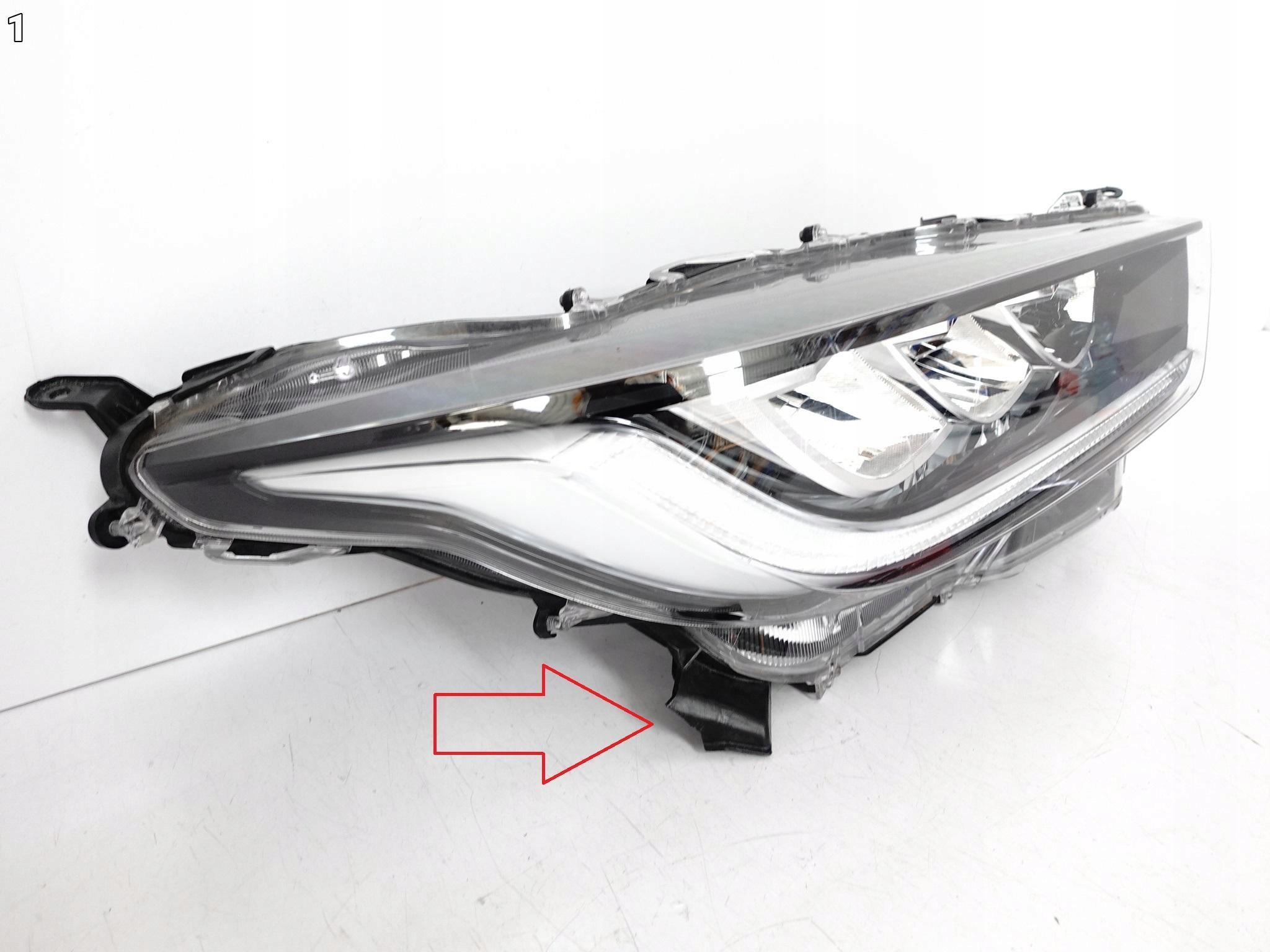 TOYOTA YARIS IV 4 GR 20- LAMPA FULL LED PRAWA PRZÓD EUROPA TOYOTA YARIS IV 4 GR 20- LAMPA FULL LED PRAWA PRZÓD EUROPA - obrazek 2