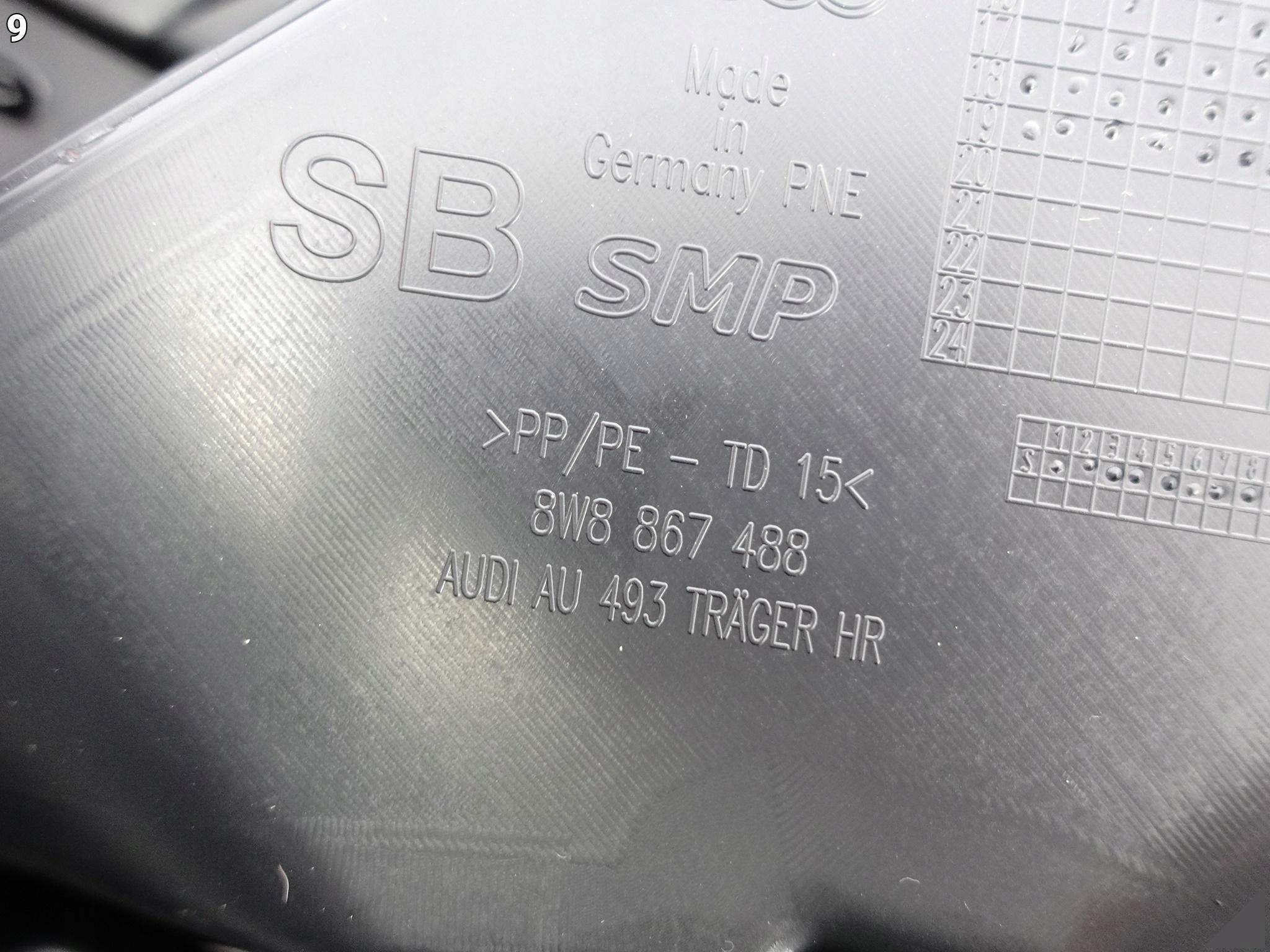 AUDI A5 S5 RS5 SPORTBACK 8W8 F5 TAPICERKA BOCZEK DRZWI PRAWYCH TYŁ AUDI A5 S5 RS5 SPORTBACK 8W8 F5 TAPICERKA BOCZEK DRZWI PRAWYCH TYŁ - obrazek 10
