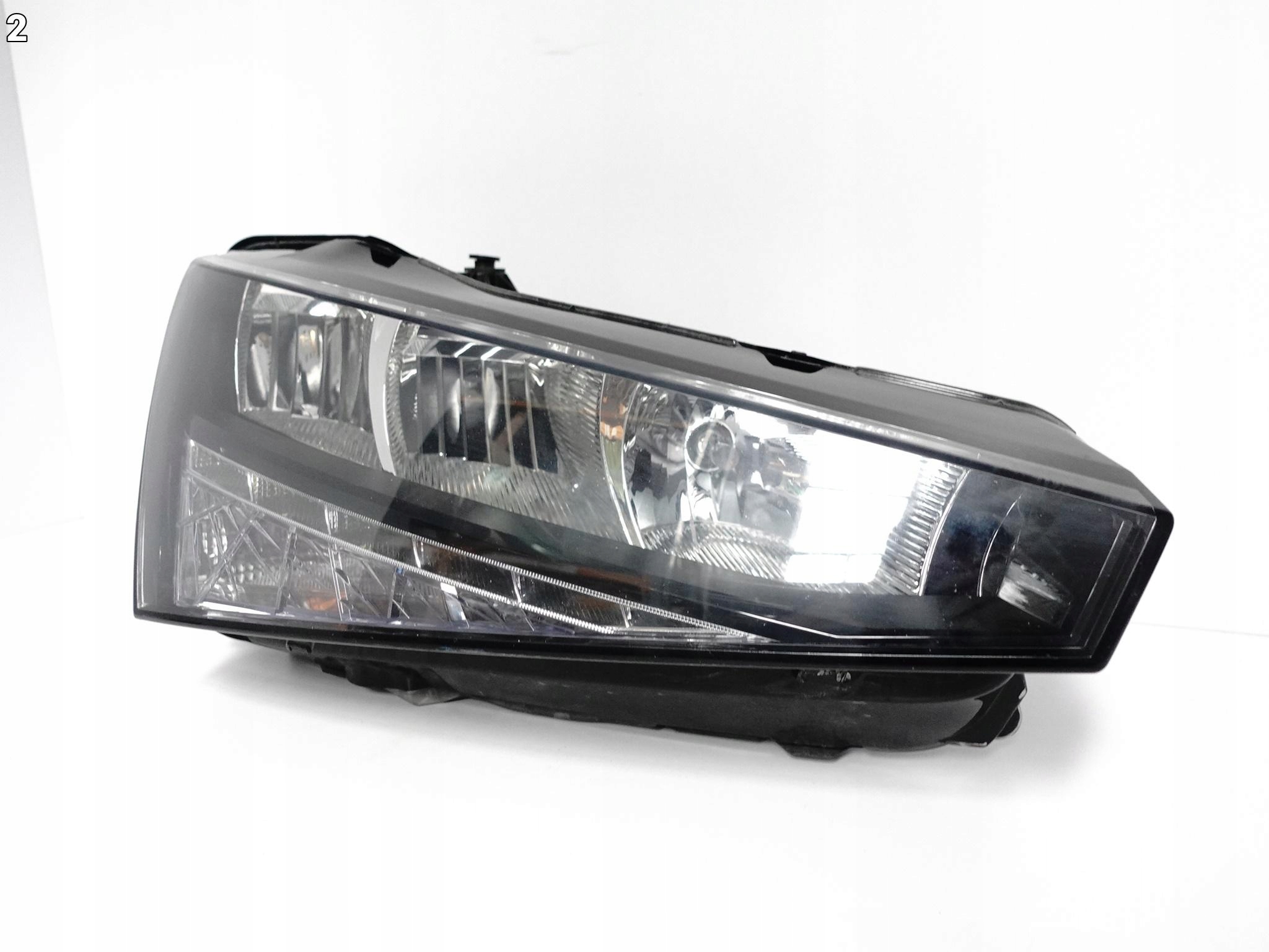 SKODA SCALA 657 19- LAMPA ZWYKŁA H7 + LED PRAWA EU SKODA SCALA 657 19- LAMPA ZWYKŁA H7 + LED PRAWA EU - obrazek 3