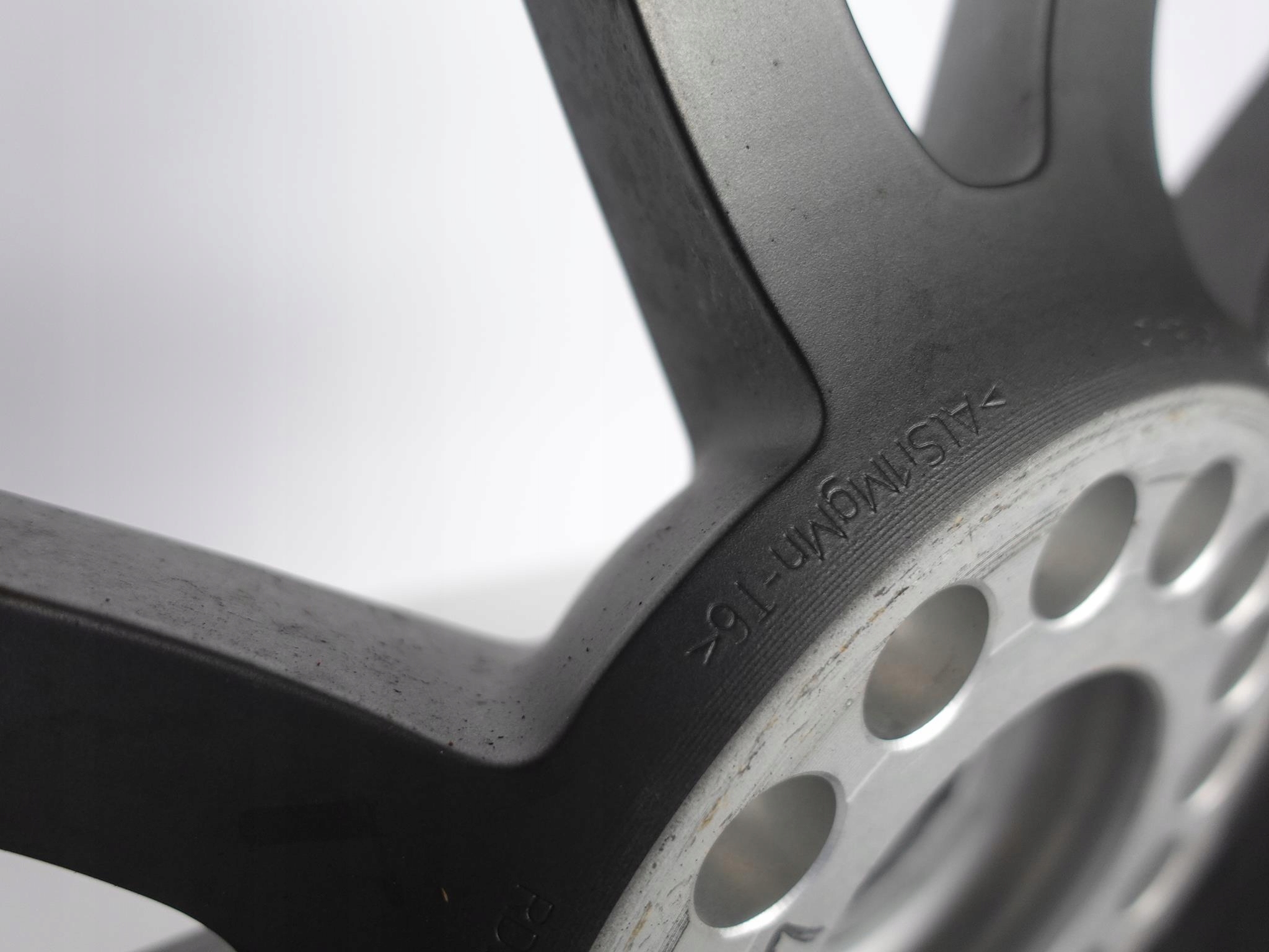 PORSCHE 991 911 GT3 FELGA 9JX20 ET55 PORSCHE 991 911 GT3 FELGA 9JX20 ET55 - obrazek 8