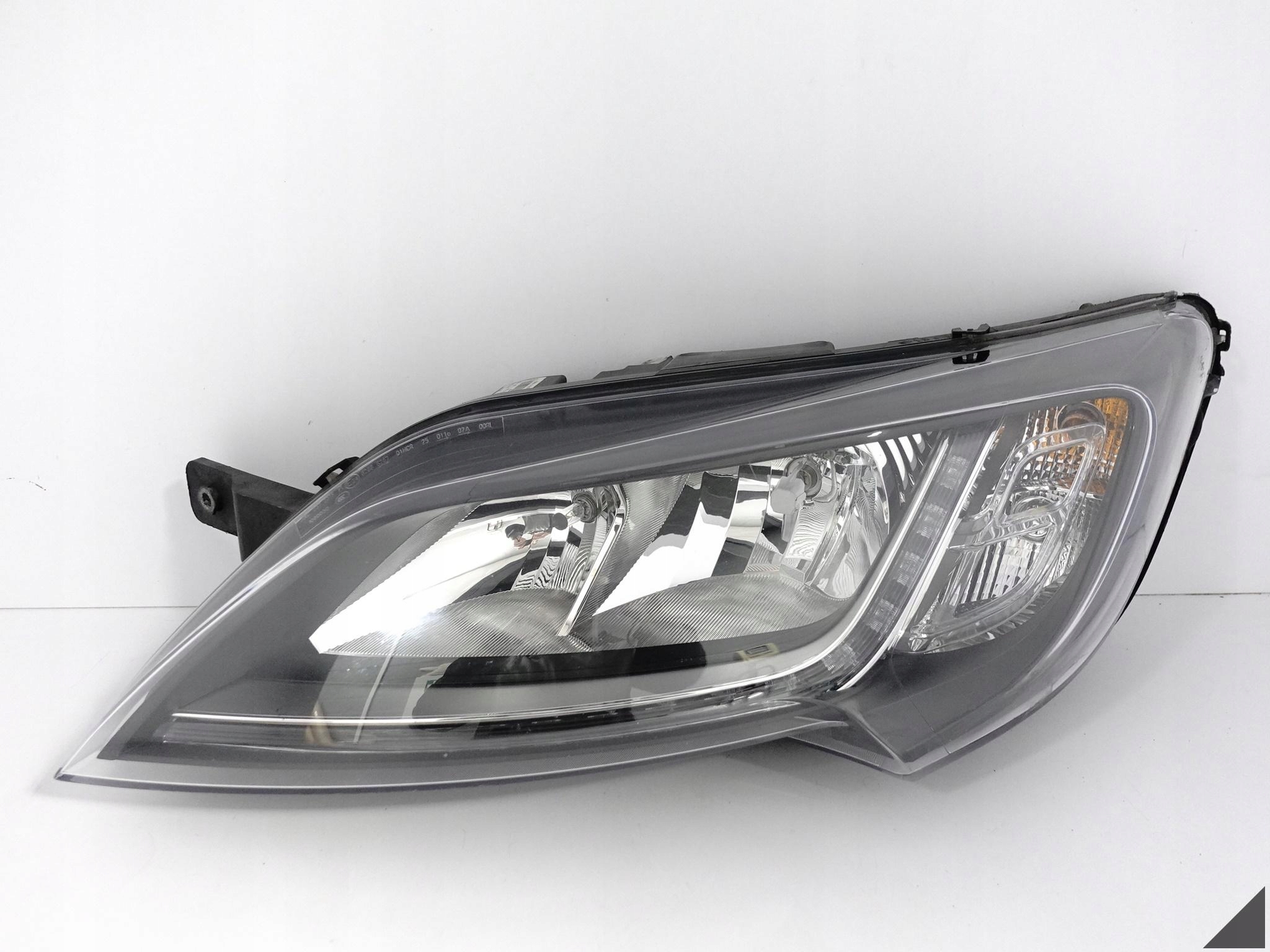FIAT DUCATO PEUGEOT BOXER CITROEN JUMPER LIFT 14- LAMPA ZWYKŁA HALOGEN+ LED FIAT DUCATO PEUGEOT BOXER CITROEN JUMPER LIFT 14- LAMPA ZWYKŁA HALOGEN+ LED