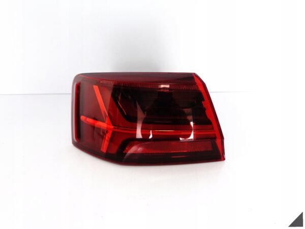 AUDI A6 S6 C7 4G5 LIFT 14-18 LIMUZYNA/SEDAN MATRIX LED LAMPA W BŁOTNIK LEWA AUDI A6 S6 C7 4G5 LIFT 14-18 LIMUZYNA/SEDAN MATRIX LED LAMPA W BŁOTNIK LEWA