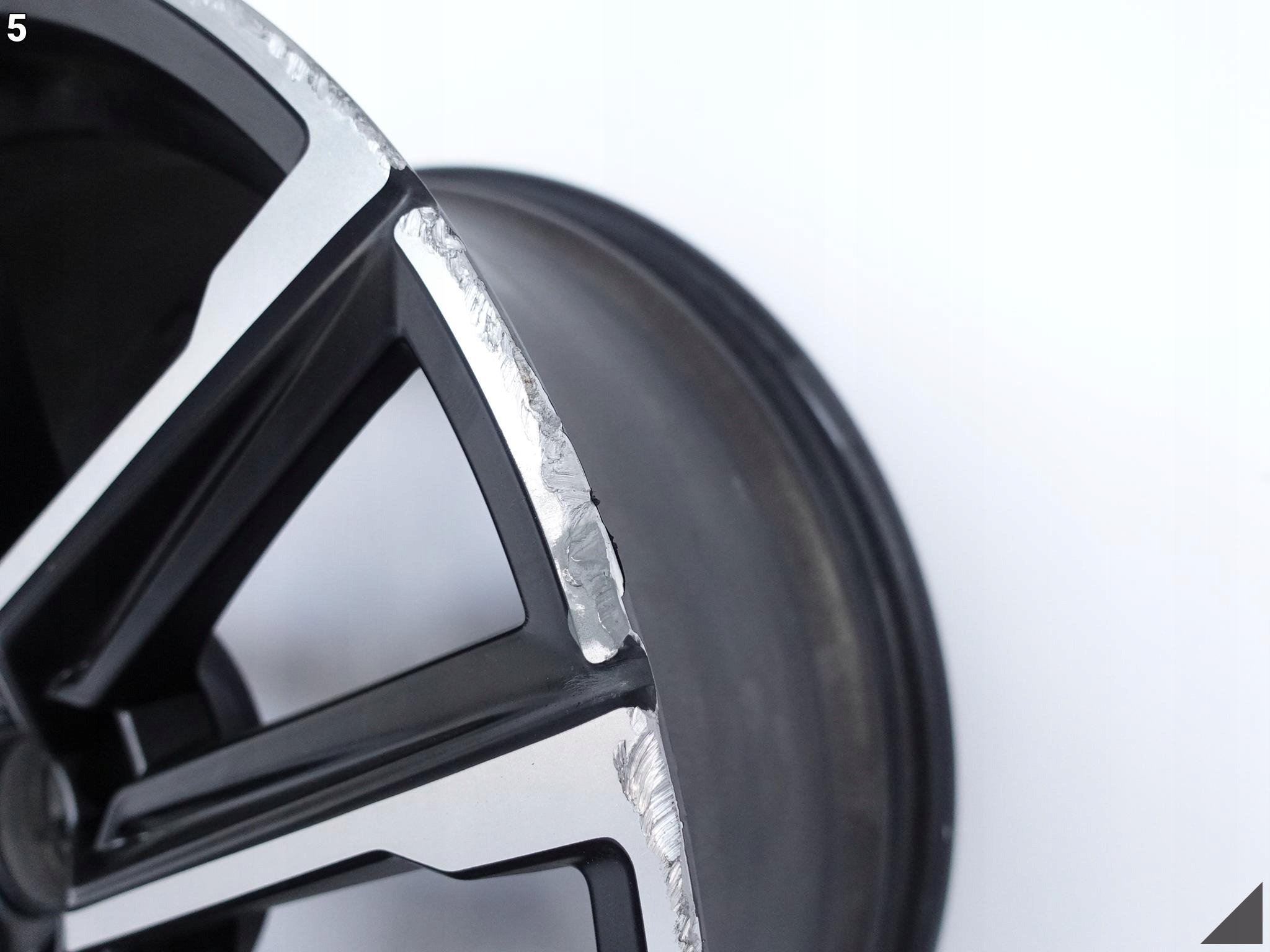 BMW G20 G21 G22 G23 G26 M-PAKIET 8JX19 ET27 FELGA BMW G20 G21 G22 G23 G26 M-PAKIET 8JX19 ET27 FELGA - obrazek 6