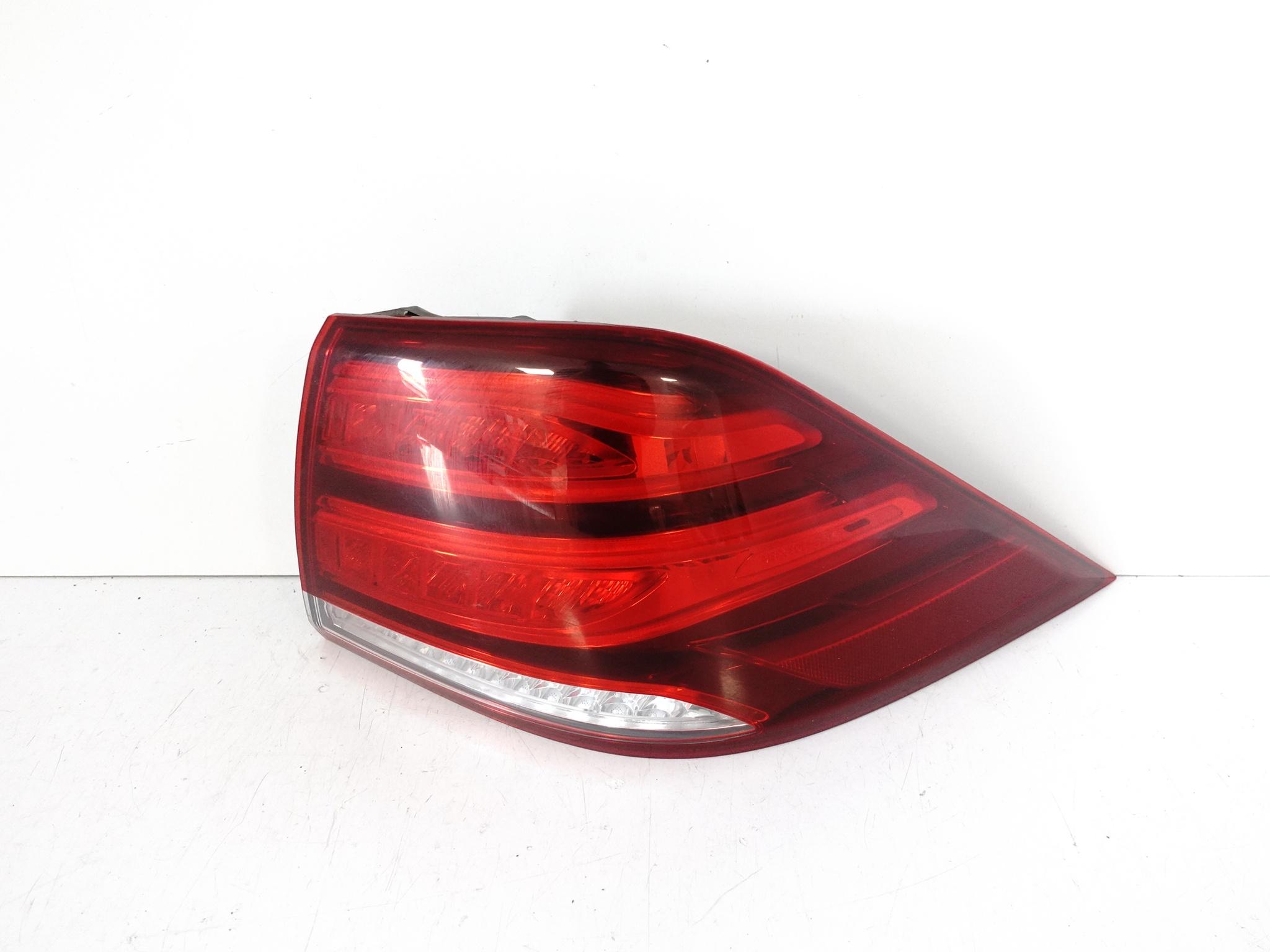 MERCEDES GLE W166 15-19 LAMPA LED PRAWA TYŁ W BŁOTNIK EUROPA MERCEDES GLE W166 15-19 LAMPA LED PRAWA TYŁ W BŁOTNIK EUROPA