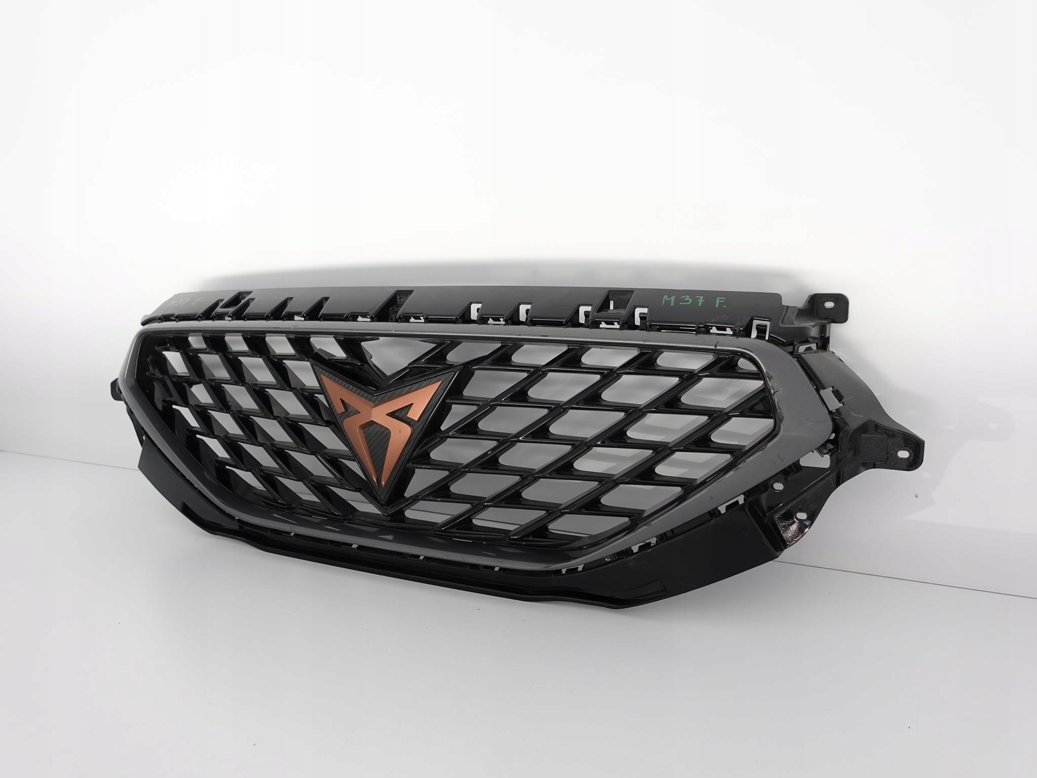 CUPRA FORMENTOR 5FF 20- ATRAPA GRILL KRATKA PRZÓD CUPRA FORMENTOR 5FF 20- ATRAPA GRILL KRATKA PRZÓD - obrazek 3
