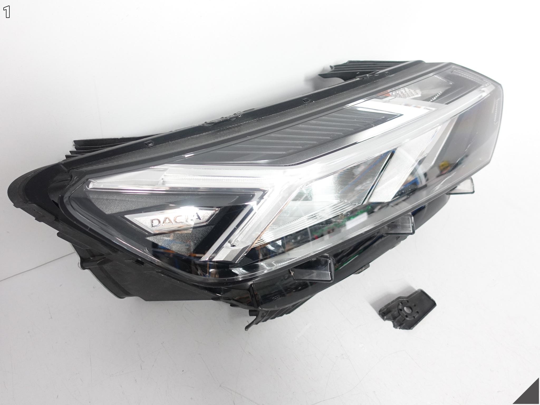 DACIA SANDERO LOGAN III JOGGER 20- LAMPA ZWYKŁA HALOGEN + LED PRAWA PRZÓD DACIA SANDERO LOGAN III JOGGER 20- LAMPA ZWYKŁA HALOGEN + LED PRAWA PRZÓD - obrazek 2