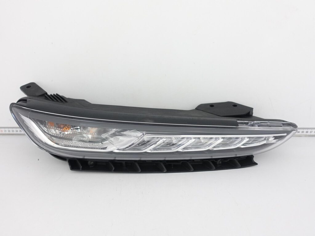 HYUNDAI KONA 17-20 DRL LAMPA FULL LED PRAWA EU IDEALNA