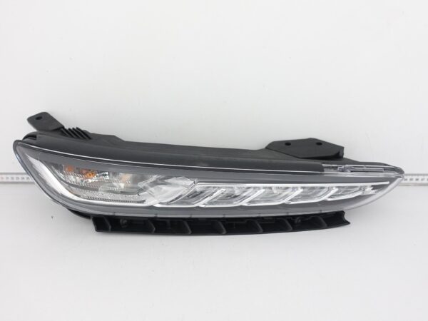 HYUNDAI KONA 17-20 DRL LAMPA FULL LED PRAWA EU IDEALNA HYUNDAI KONA 17-20 DRL LAMPA FULL LED PRAWA EU IDEALNA