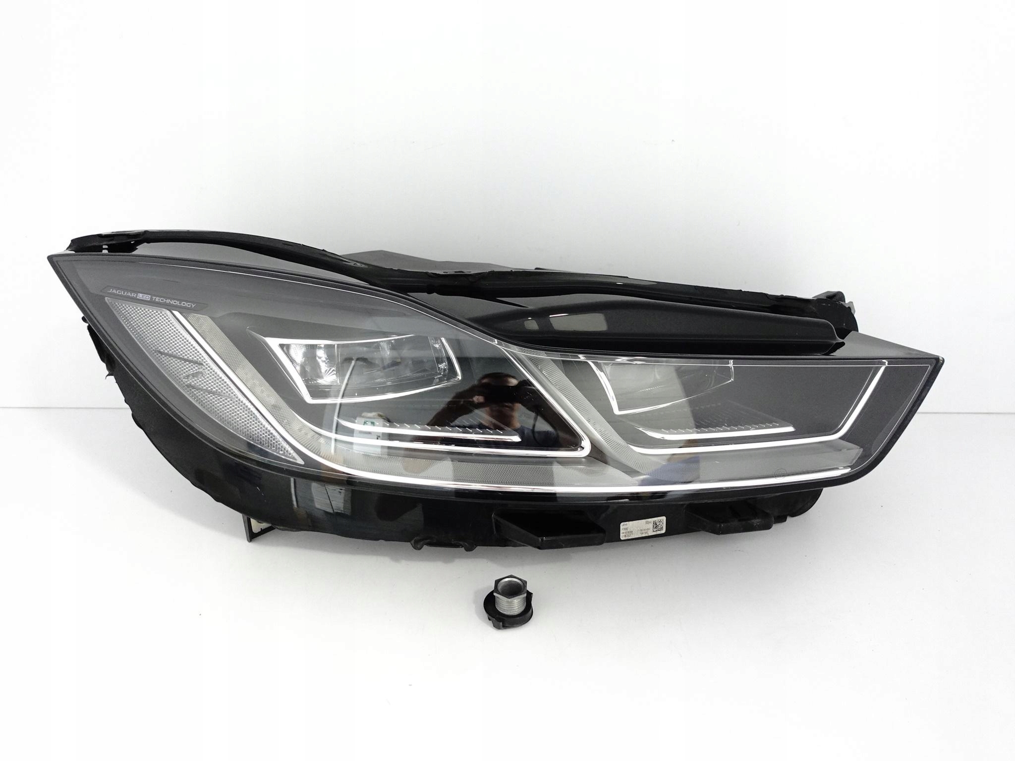 JAGUAR I-PACE X590 18- LAMPA PRAWA FULL LED TECHNOLOGY HIGH EU JAGUAR I-PACE X590 18- LAMPA PRAWA FULL LED TECHNOLOGY HIGH EU