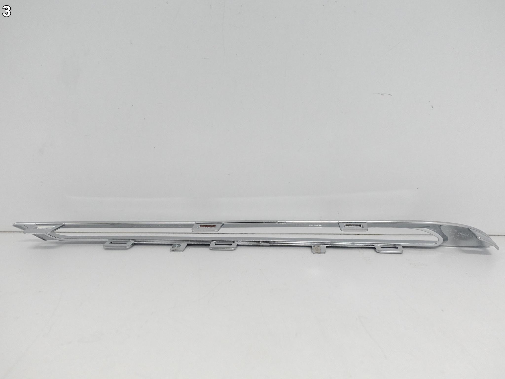 MERCEDES GLC X253 C253 AMG 15-19 LISTWA CHROM LEWA NA GRILL ATRAPA MERCEDES GLC X253 C253 AMG 15-19 LISTWA CHROM LEWA NA GRILL ATRAPA - obrazek 4