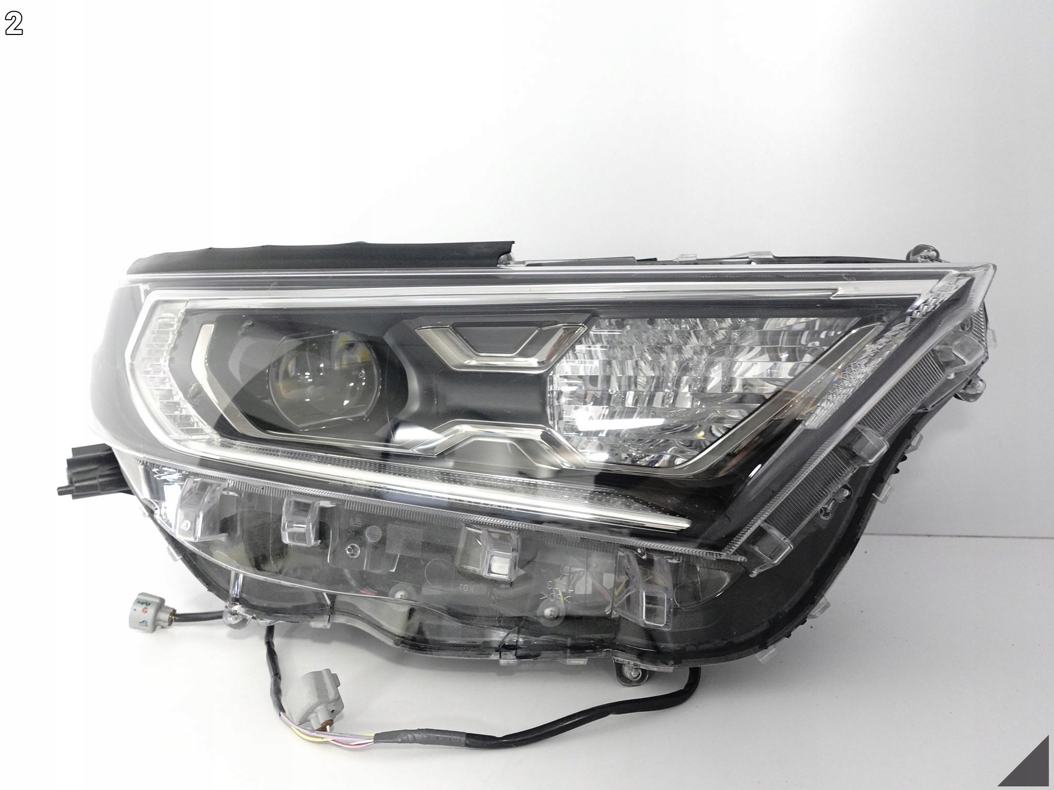 TOYOTA RAV4 RAV 4 V 5 19- LAMPA FULL LED SOCZEWKA PRAWA PRZÓD EUROPA BŁADNA TOYOTA RAV4 RAV 4 V 5 19- LAMPA FULL LED SOCZEWKA PRAWA PRZÓD EUROPA BŁADNA - obrazek 3