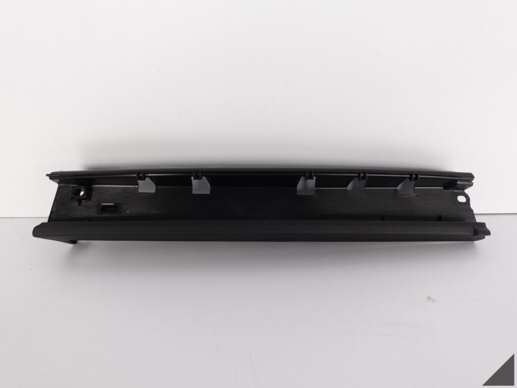 BMW 7 G11 LISTWA ADAPTER ROLETY LEWY TYŁ