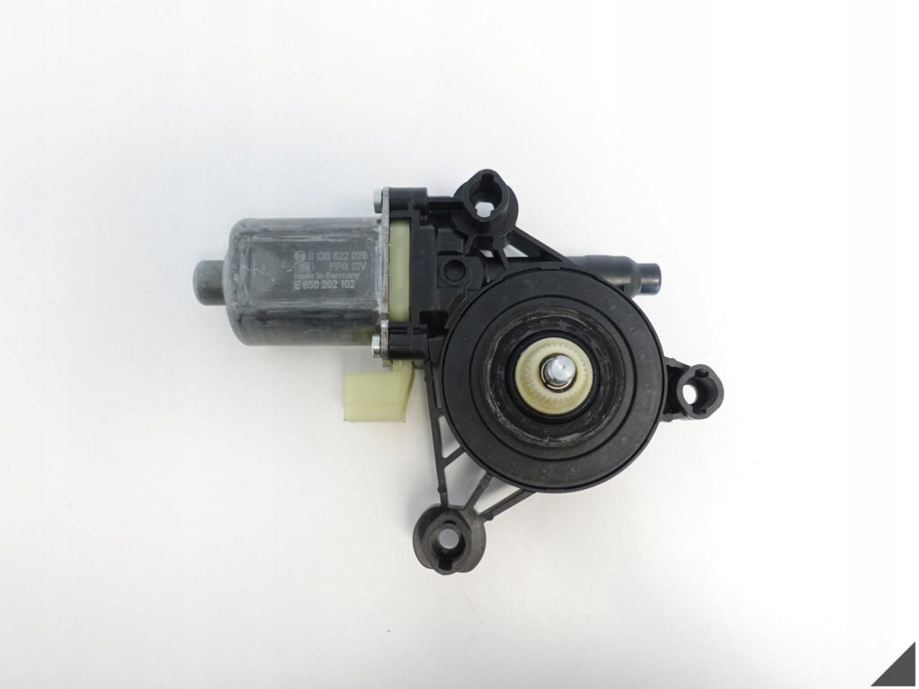 AUDI PORSCHE SEAT SKODA VW SILNICZEK PODNOSZENIA SZYBY 5Q0959802C AUDI PORSCHE SEAT SKODA VW SILNICZEK PODNOSZENIA SZYBY 5Q0959802C
