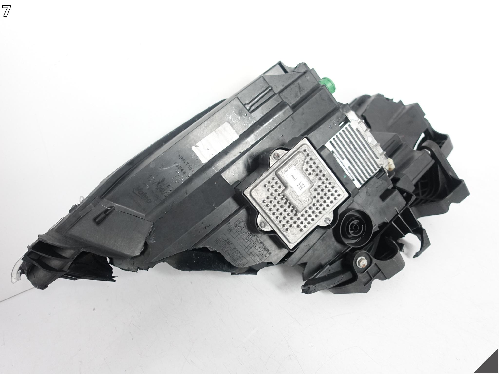 FERRARI 488 GTB SPIDER F142 LAMPA XENON + LED PRAWA PRZÓD EUROPA USZKODZONA FERRARI 488 GTB SPIDER F142 LAMPA XENON + LED PRAWA PRZÓD EUROPA USZKODZONA - obrazek 8