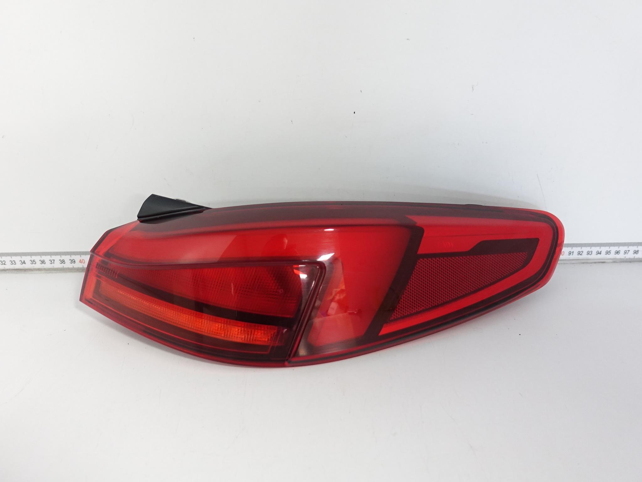 BMW 2 GRAN COUPE F44 19-24 LAMPA LED PRAWA TYŁ EUROPA BMW 2 GRAN COUPE F44 19-24 LAMPA LED PRAWA TYŁ EUROPA