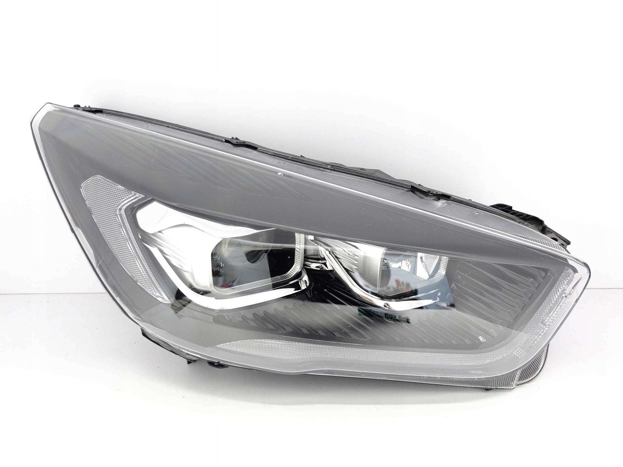 FORD KUGA II ST MK2 LIFT 16-19 CIEMNA LAMPA XENON PRAWA EU FORD KUGA II ST MK2 LIFT 16-19 CIEMNA LAMPA XENON PRAWA EU