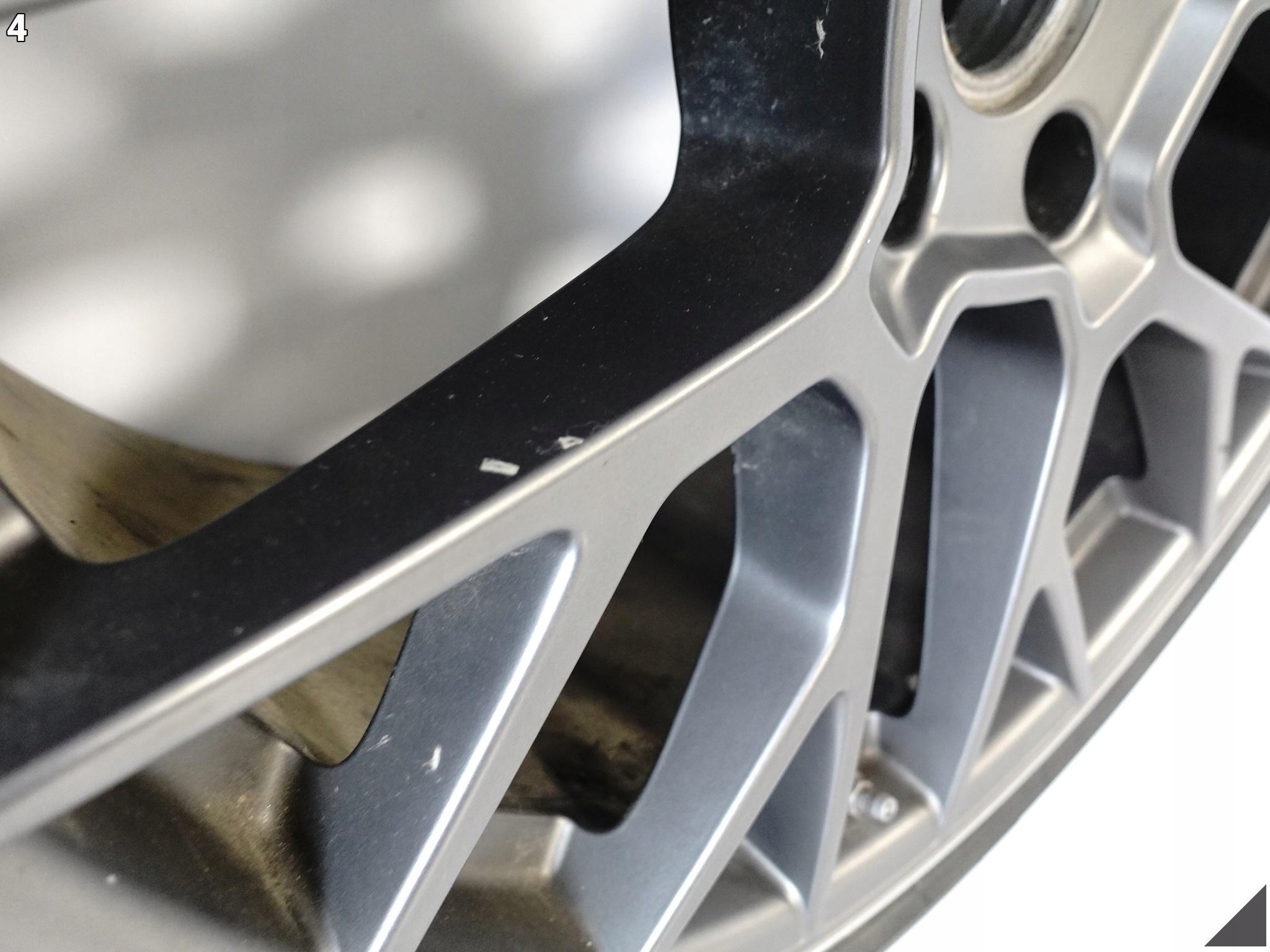 PORSCHE 911 992 RS Spyder FELGA ALUMINIOWA 11,5Jx21 ET67 5×130 992601025G PORSCHE 911 992 RS Spyder FELGA ALUMINIOWA 11,5Jx21 ET67 5x130 992601025G - obrazek 5