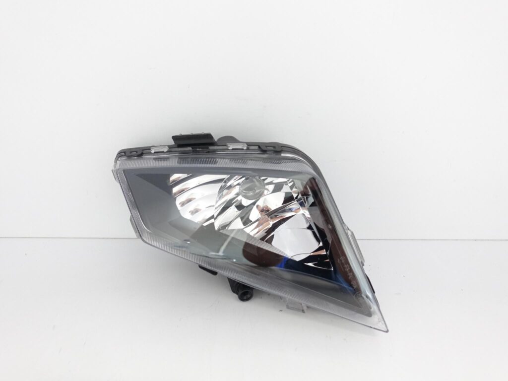 SEAT IBIZA V 5 6F1 6F0 17-21 HALOGEN PRAWY W ZDERZAK SEAT IBIZA V 5 6F1 6F0 17-21 HALOGEN PRAWY W ZDERZAK