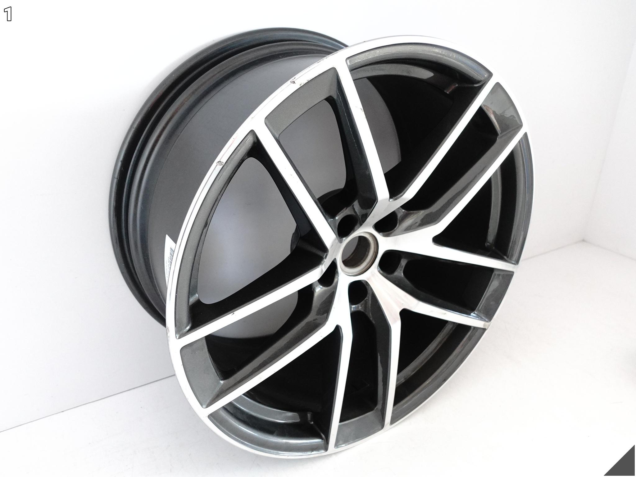 PORSCHE MACAN S TURBO GTS 95B LIFT 21-24 FELGA ALUFELGA 10JX20H ET19 5X112 PORSCHE MACAN S TURBO GTS 95B LIFT 21-24 FELGA ALUFELGA 10JX20H ET19 5X112 - obrazek 2