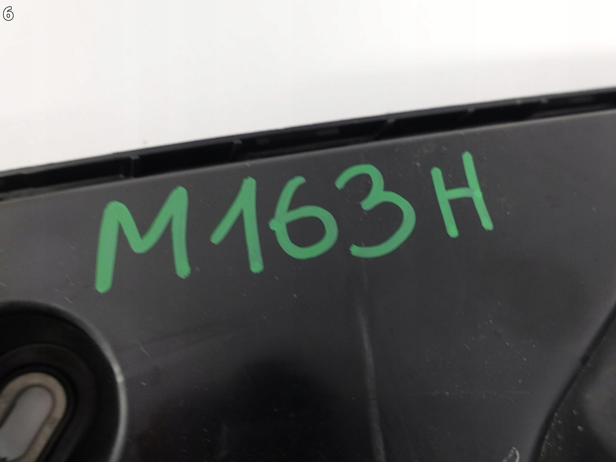 MERCEDES GLE V167 W167 63 AMG 19- ŚLIZG MOCOWANIE W ZDERZAK PRAWY TYŁ MERCEDES GLE V167 W167 63 AMG 19- ŚLIZG MOCOWANIE W ZDERZAK PRAWY TYŁ - obrazek 7