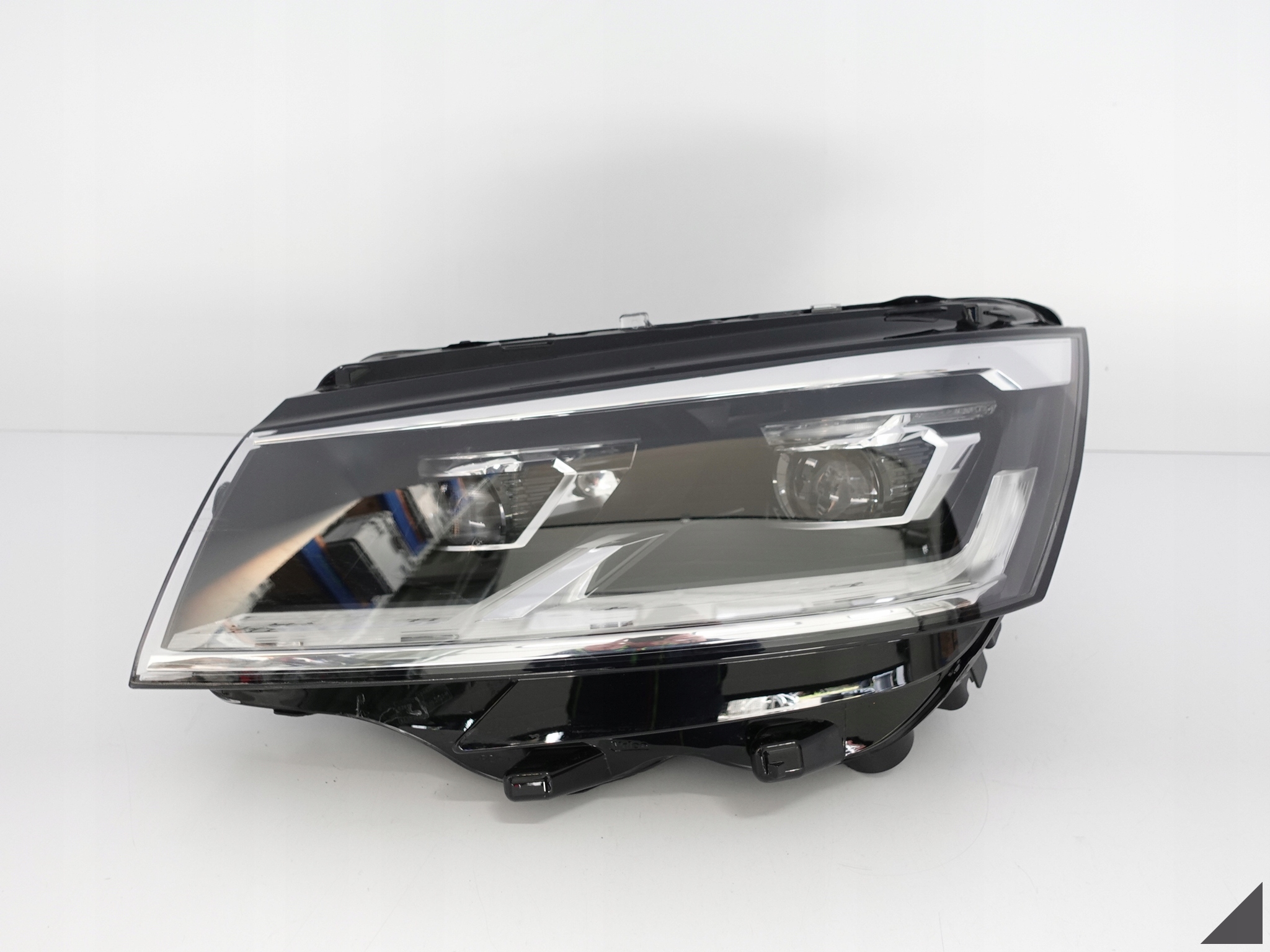 VW T6 LIFT 7L1 T6.1 19-23 FULL LED LAMPA LEWA EU VW T6 LIFT 7L1 T6.1 19-23 FULL LED LAMPA LEWA EU
