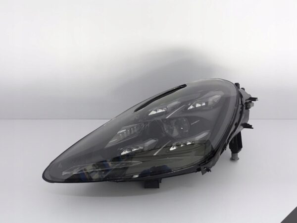 PORSCHE CAYENNE 9Y0 18- LAMPA MATRIX FULL LED LEWA PORSCHE CAYENNE 9Y0 18- LAMPA MATRIX FULL LED LEWA