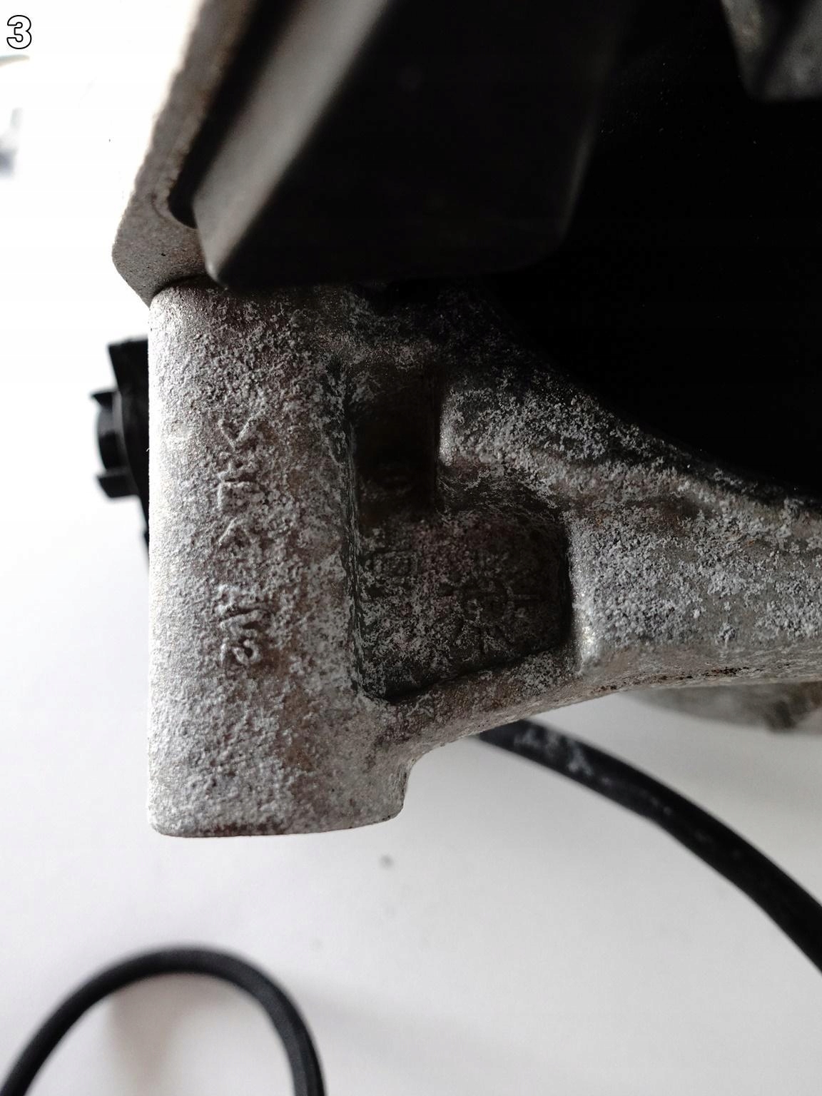 AUDI A7 4G8 A6 4G0 C7 LIFT 14-18 ŁAPA PODUSZKA SILNIKA PRAWA 3.0TDI *44KM* AUDI A7 4G8 A6 4G0 C7 LIFT 14-18 ŁAPA PODUSZKA SILNIKA PRAWA 3.0TDI *44KM* - obrazek 4