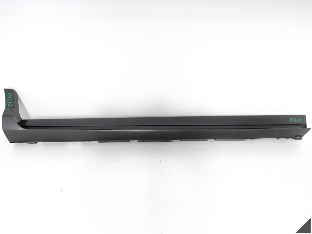 FORD KUGA II MK2 ST-LINE TITANIUM MK2 LIFT 16-19 PRÓG LISTWA PROGOWA PRAWA