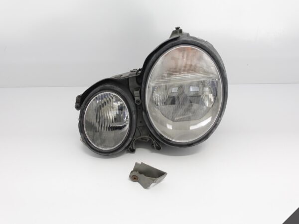 MERCE E-KLASA W210 LIFT 99-03 PRZETWORNICA+XENON L LAMPA MERCE E-KLASA W210 LIFT 99-03 PRZETWORNICA+XENON L LAMPA