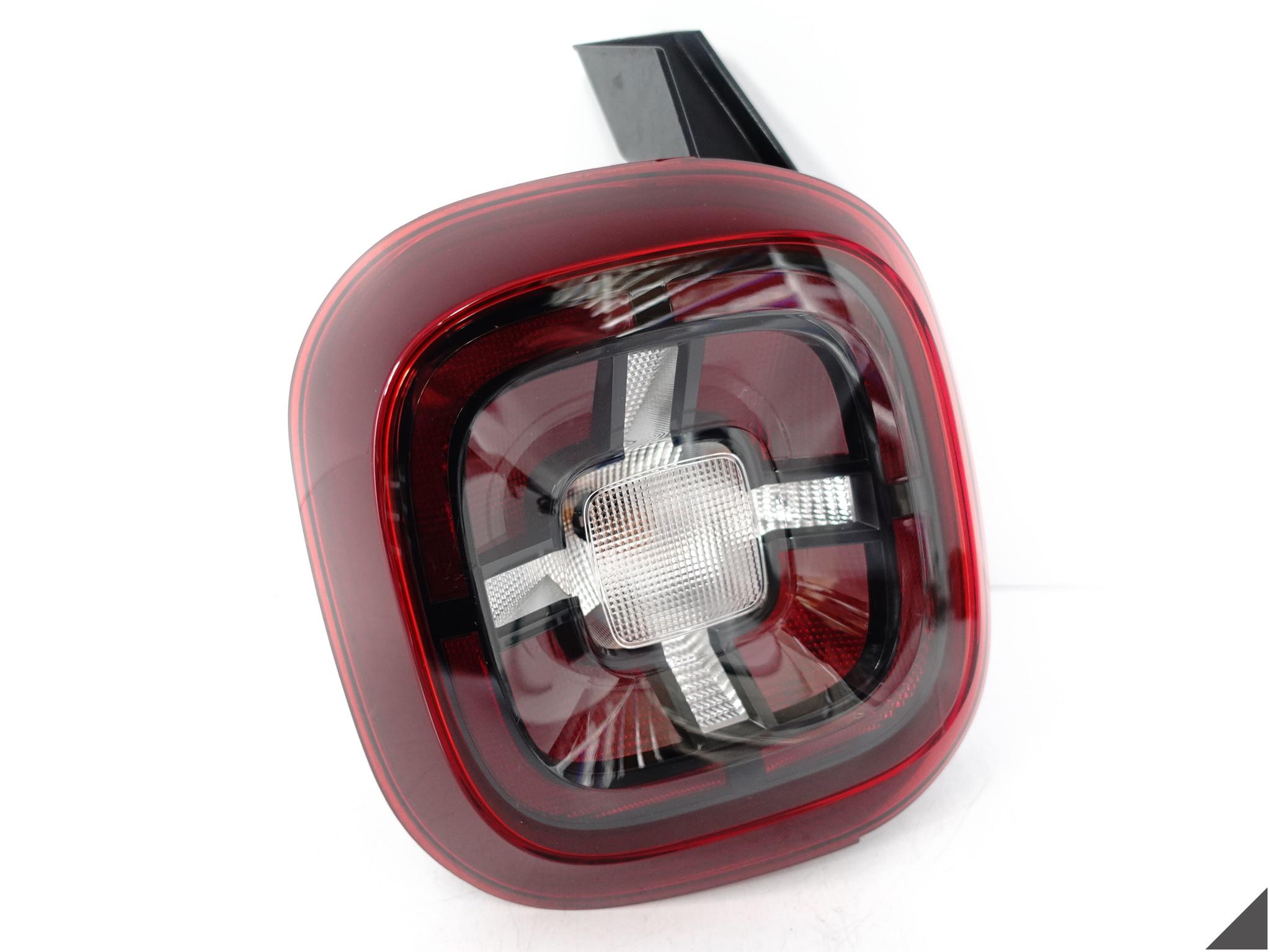 DACIA DUSTER II 2 17-21 LAMPA LEWA TYŁ EUROPA DACIA DUSTER II 2 17-21 LAMPA LEWA TYŁ EUROPA