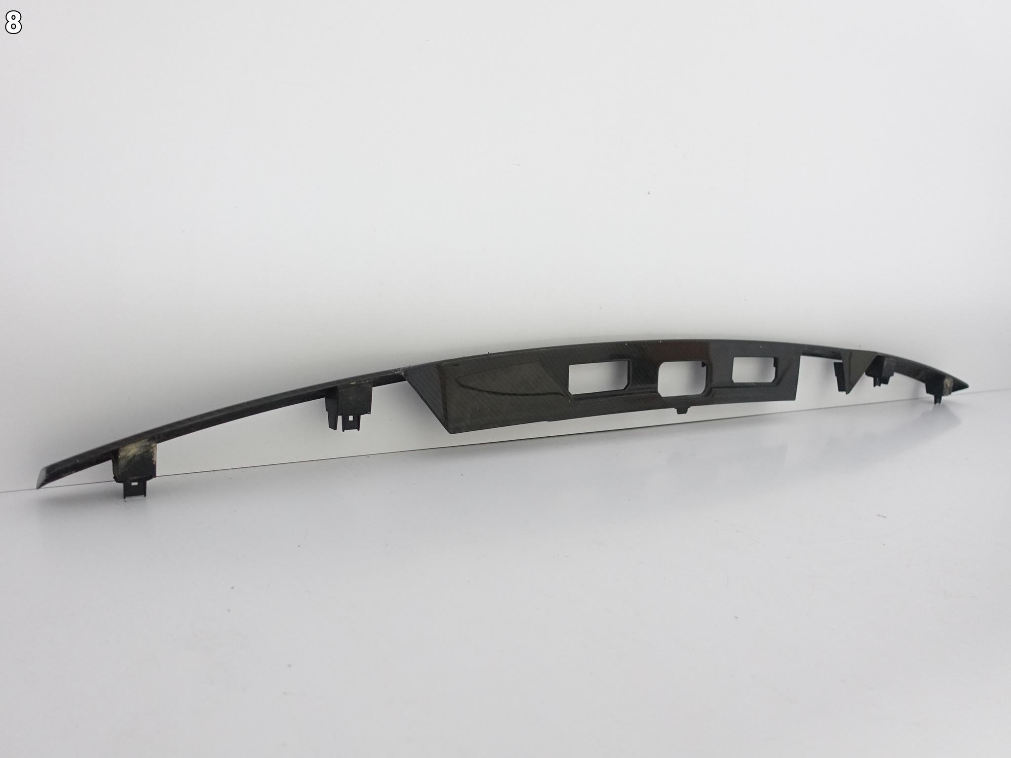 RANGE ROVER SPORT II LIFT L494 SVR 18-22 LISTWA KLAPY BLENDA CARBON TYŁ RANGE ROVER SPORT II LIFT L494 SVR 18-22 LISTWA KLAPY BLENDA CARBON TYŁ - obrazek 9