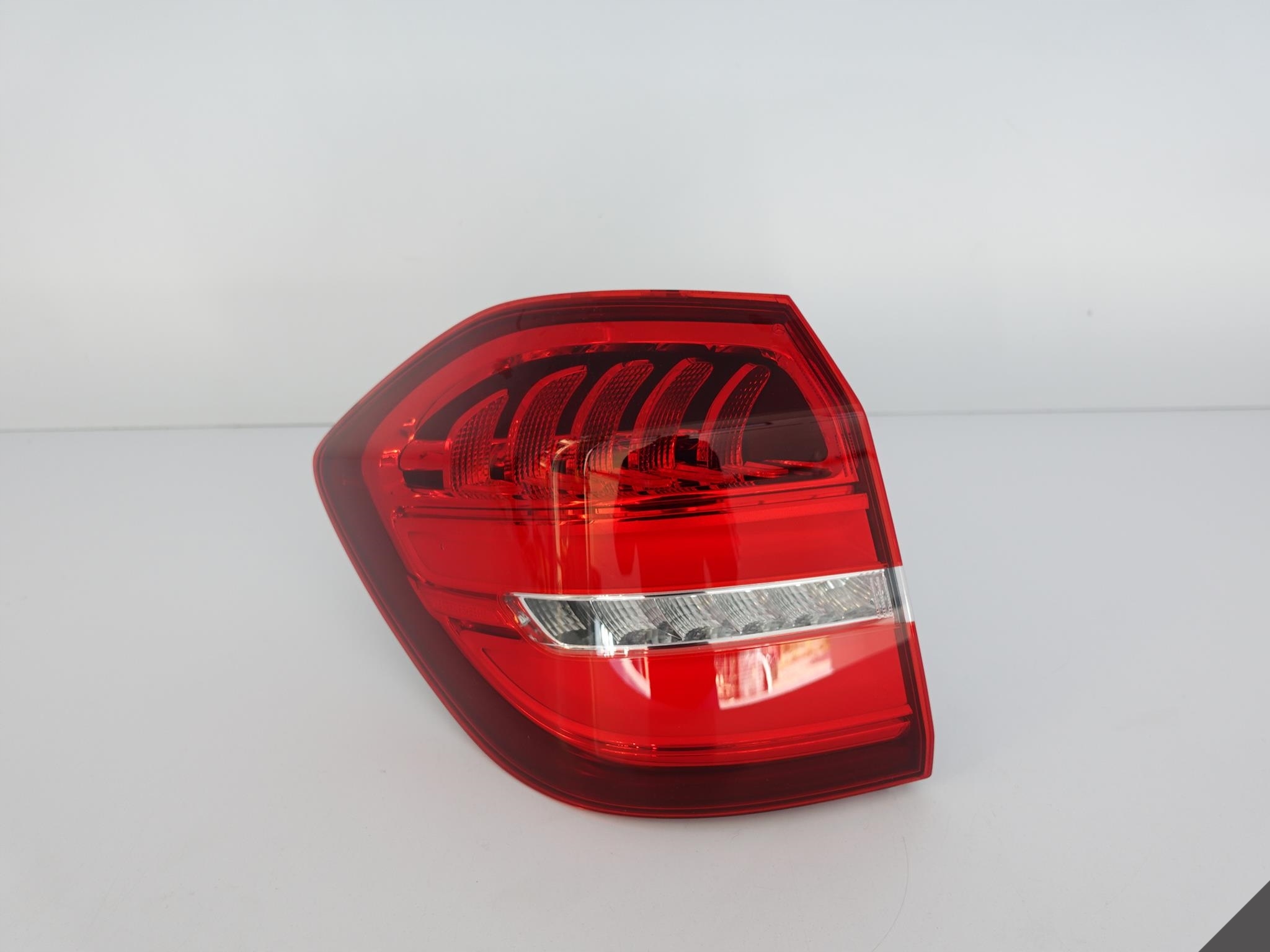 MERCEDES GLS X166 LIFT 15-19 LED LAMPA LEWA *USA* MERCEDES GLS X166 LIFT 15-19 LED LAMPA LEWA *USA*
