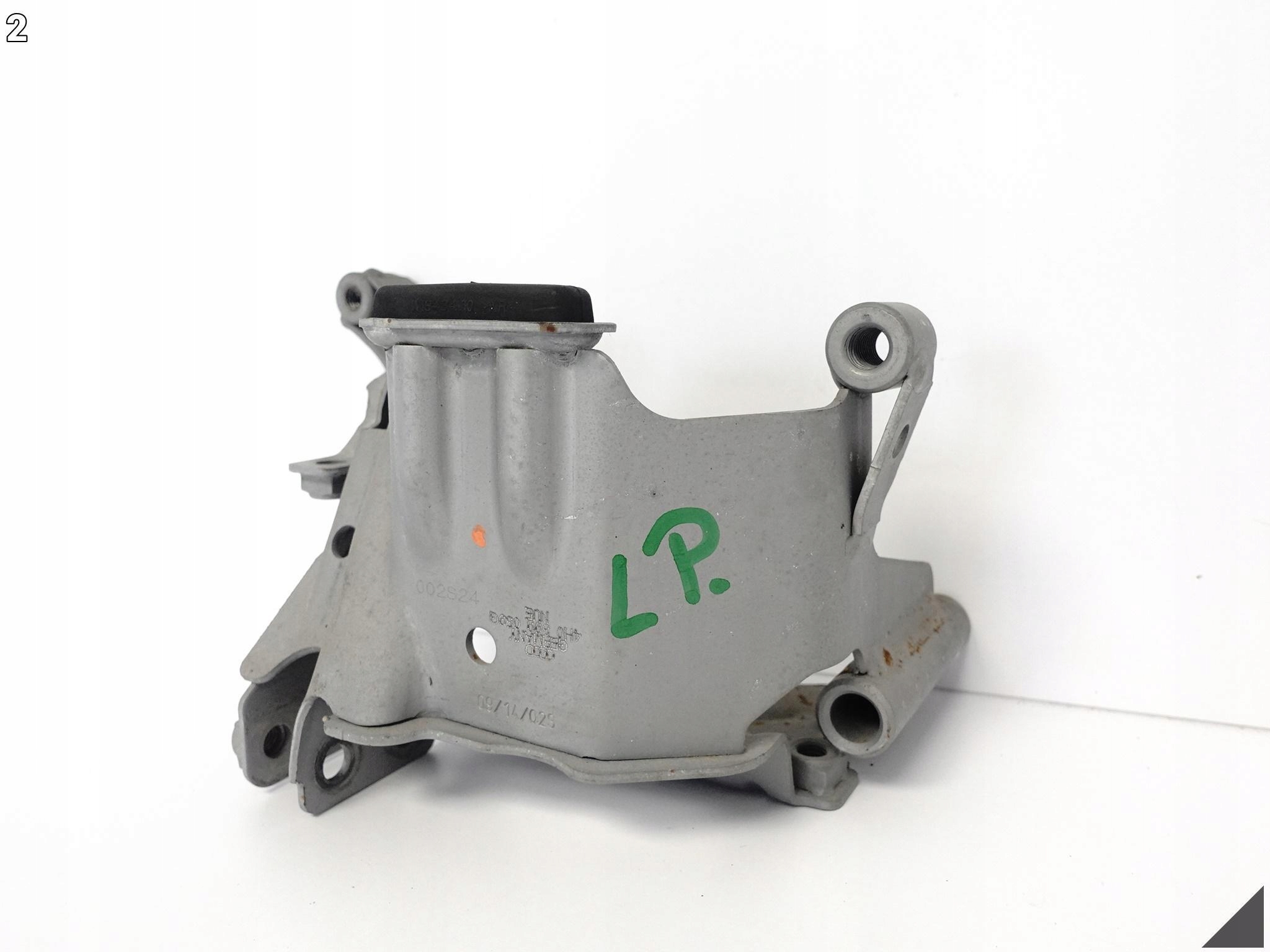 AUDI A8 4H0 D4 LIFT 13-17 LEWA OSŁONA PODUSZKI SILNIKA 4.0TFSI 4H0399059G AUDI A8 4H0 D4 LIFT 13-17 LEWA OSŁONA PODUSZKI SILNIKA 4.0TFSI 4H0399059G - obrazek 3