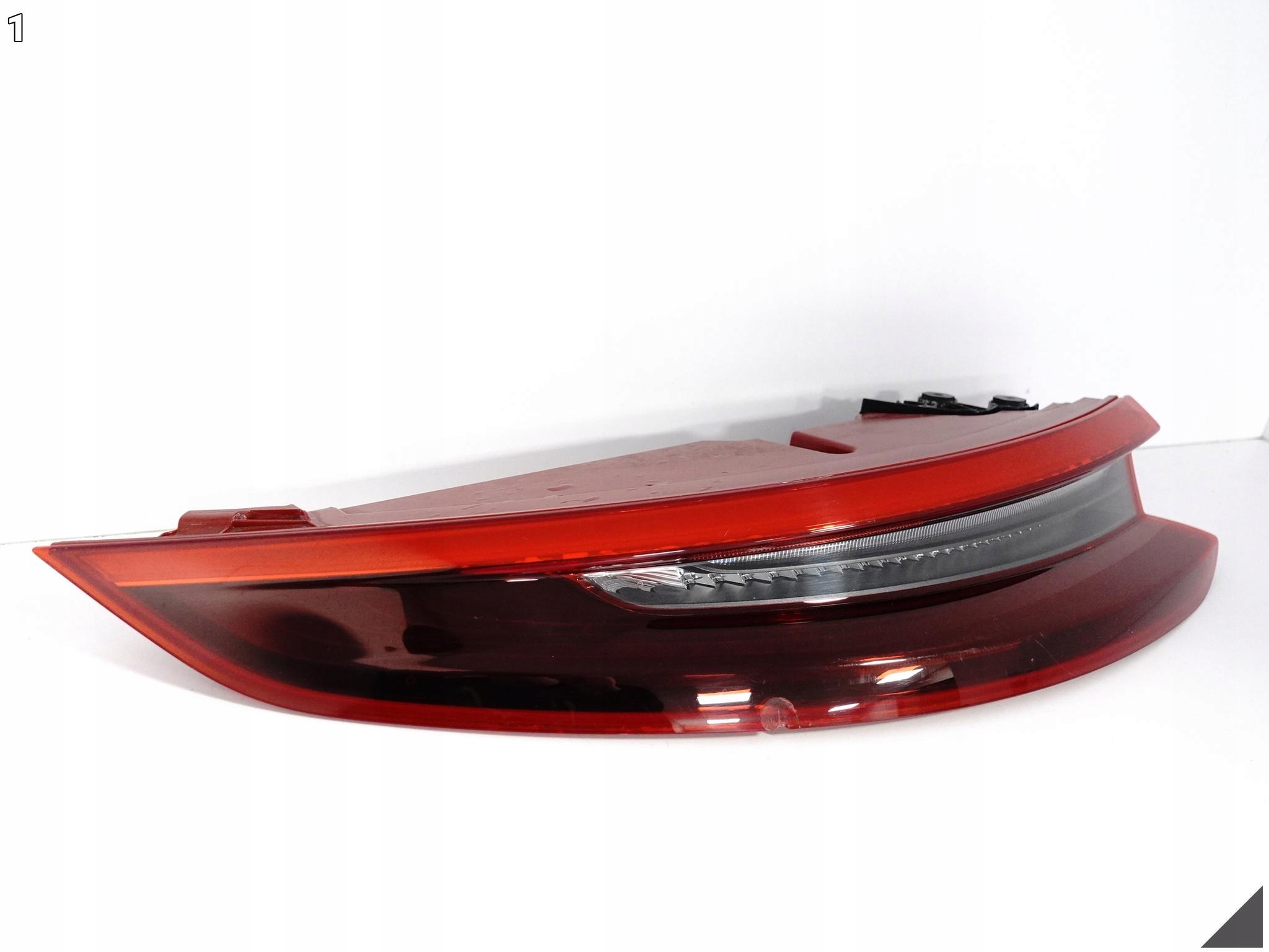 PORSCHE 991 LIFT TURBO/GTS/GT3 MK2 16-19 LAMPA LED LEWA TYŁ EUROPA CIEMNA PORSCHE 991 LIFT TURBO/GTS/GT3 MK2 16-19 LAMPA LED LEWA TYŁ EUROPA CIEMNA - obrazek 2