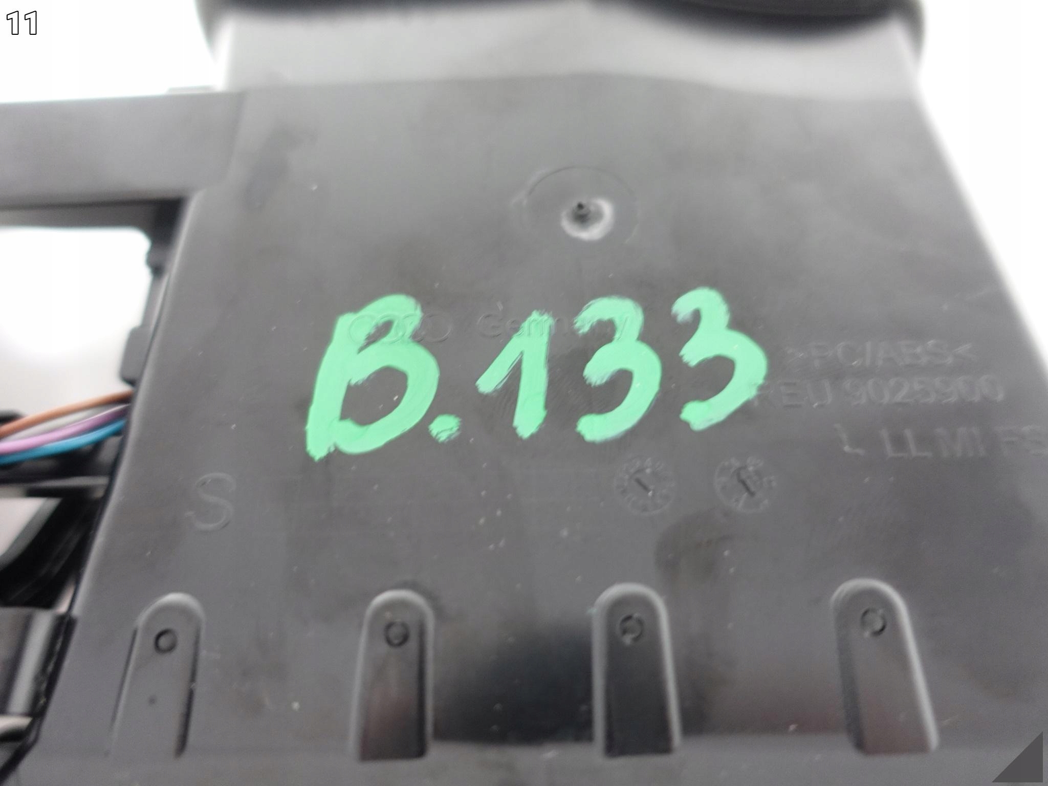 AUDI A7 A6 4G8 4G0 LIFT 14-18 KRATKA NAWIEWU ŚRODKOWA PRZEŁĄCZNIKI DEKOR AUDI A7 A6 4G8 4G0 LIFT 14-18 KRATKA NAWIEWU ŚRODKOWA PRZEŁĄCZNIKI DEKOR - obrazek 12