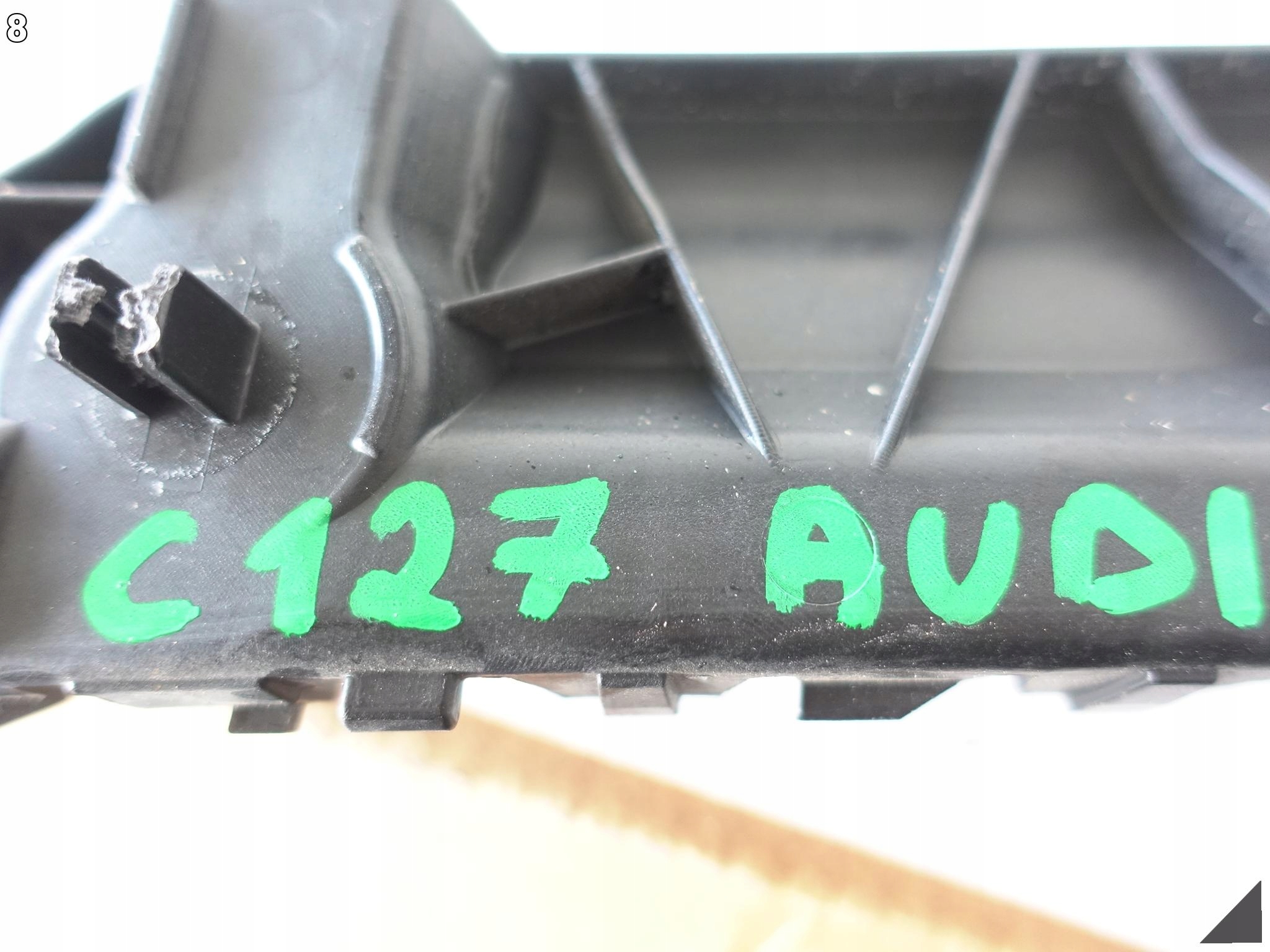 AUDI A6 S6 4G0 C7 LIFT 14-18 ŚLIZG WSPORNIK MOCOWANIE W ZDERZAK TYŁ PRAWY AUDI A6 S6 4G0 C7 LIFT 14-18 ŚLIZG WSPORNIK MOCOWANIE W ZDERZAK TYŁ PRAWY - obrazek 9