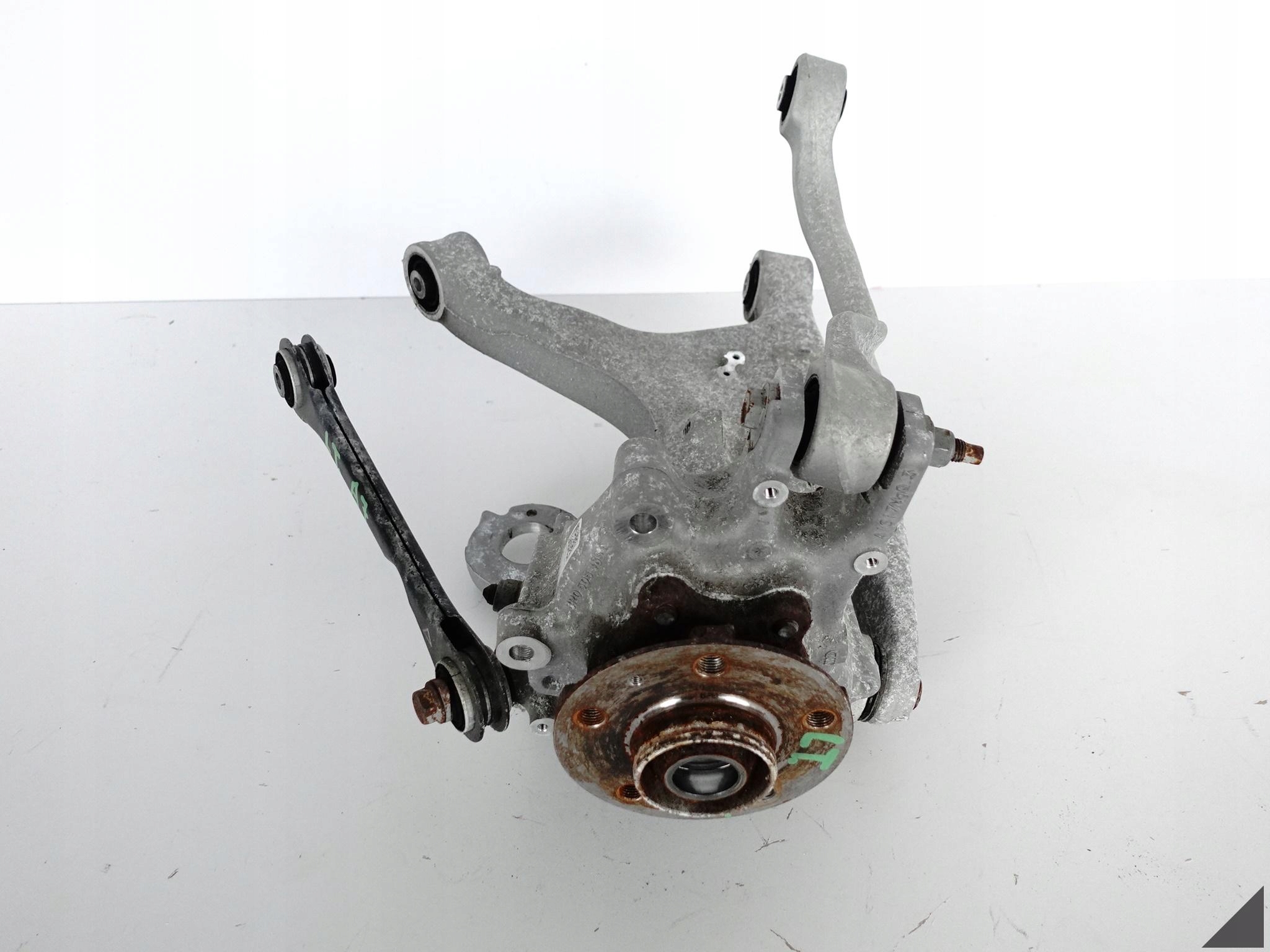 AUDI A7 4G8 4H0 A6 4G0 Q5 8R0 ZAWIESZENIE ZWROTNICA WAHACZE LEWA TYŁ 44KM AUDI A7 4G8 4H0 A6 4G0 Q5 8R0 ZAWIESZENIE ZWROTNICA WAHACZE LEWA TYŁ 44KM