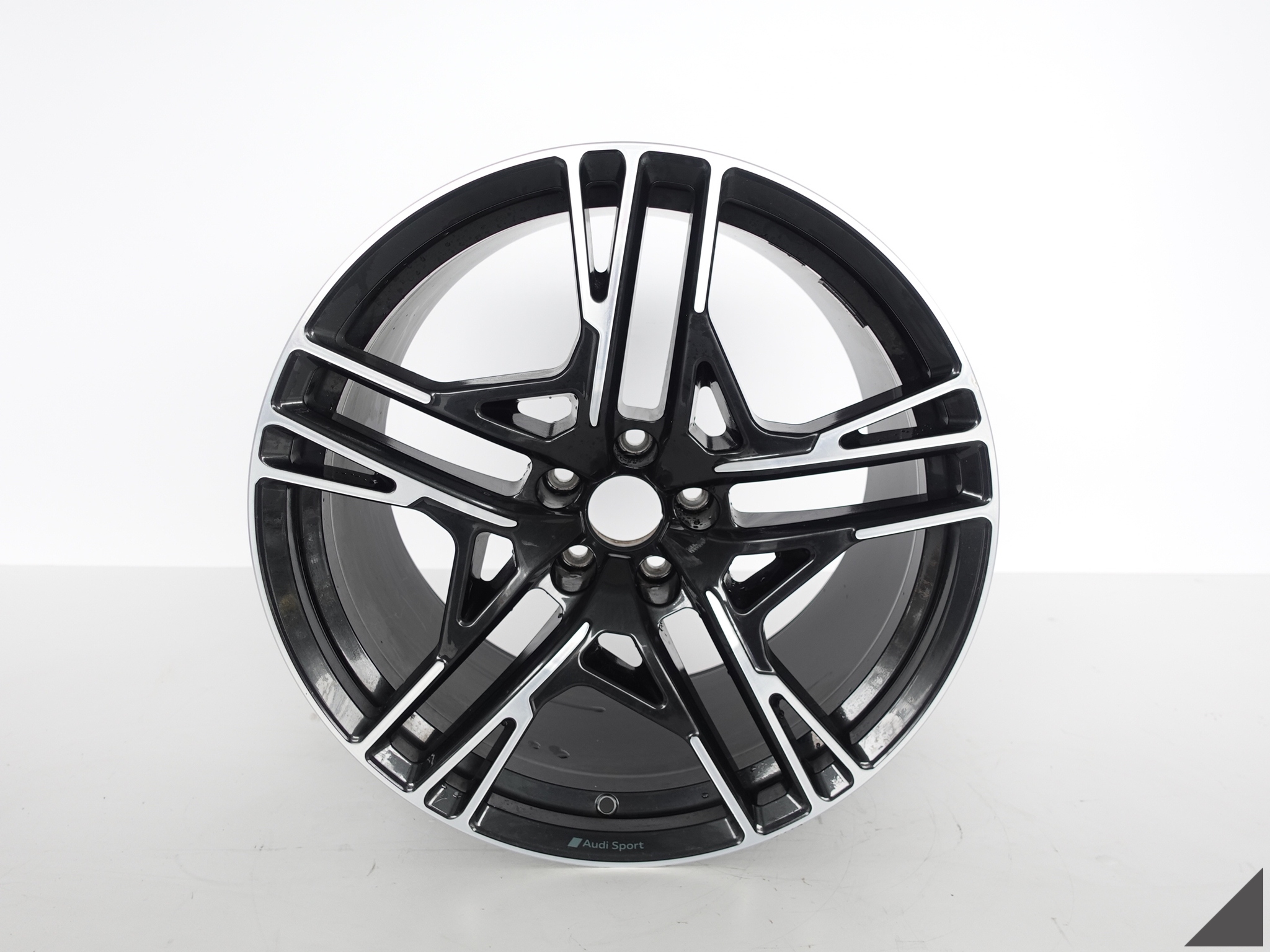 AUDI R8 4S0 FELGA 11JX20 ET47 5X112 4S0601025AJ AUDI R8 4S0 FELGA 11JX20 ET47 5X112 4S0601025AJ