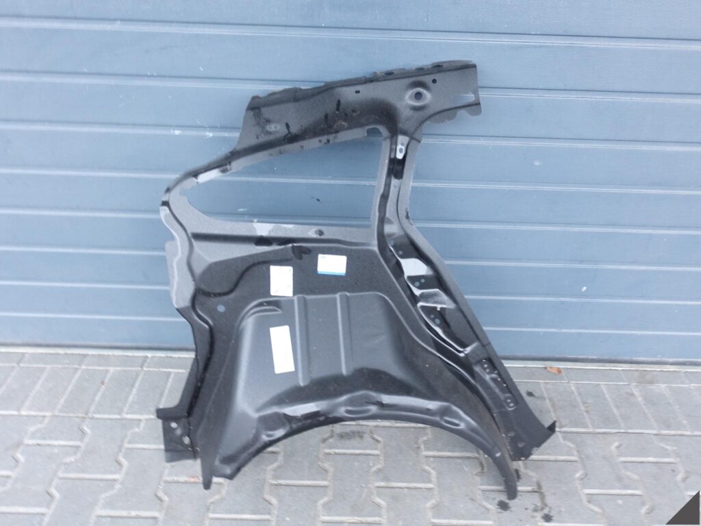 FORD FOCUS IV 4 MK4 KOMBI 18- BŁOTNIK NADKOLE WEWNĘTRZNE POSZYCIE PRAWE TYŁ