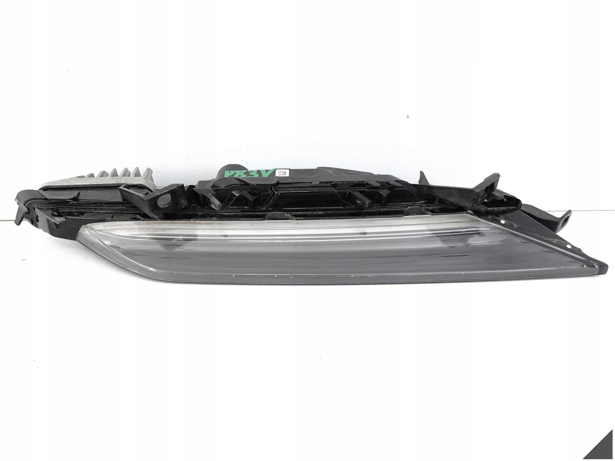 PORSCHE MACAN 95B ( II LIFT ) 21-24 LED KIERUNKOWSKAZ LAMPA HALOGEN PRAWY PORSCHE MACAN 95B ( II LIFT ) 21-24 LED KIERUNKOWSKAZ LAMPA HALOGEN PRAWY