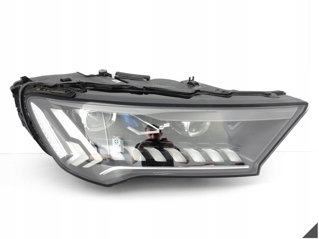 AUDI Q7 SQ7 II 4M0 LIFT 19- LAMPA LASER FULL LED PRAWA PRZÓD EUROPA *086C* AUDI Q7 SQ7 II 4M0 LIFT 19- LAMPA LASER FULL LED PRAWA PRZÓD EUROPA *086C*