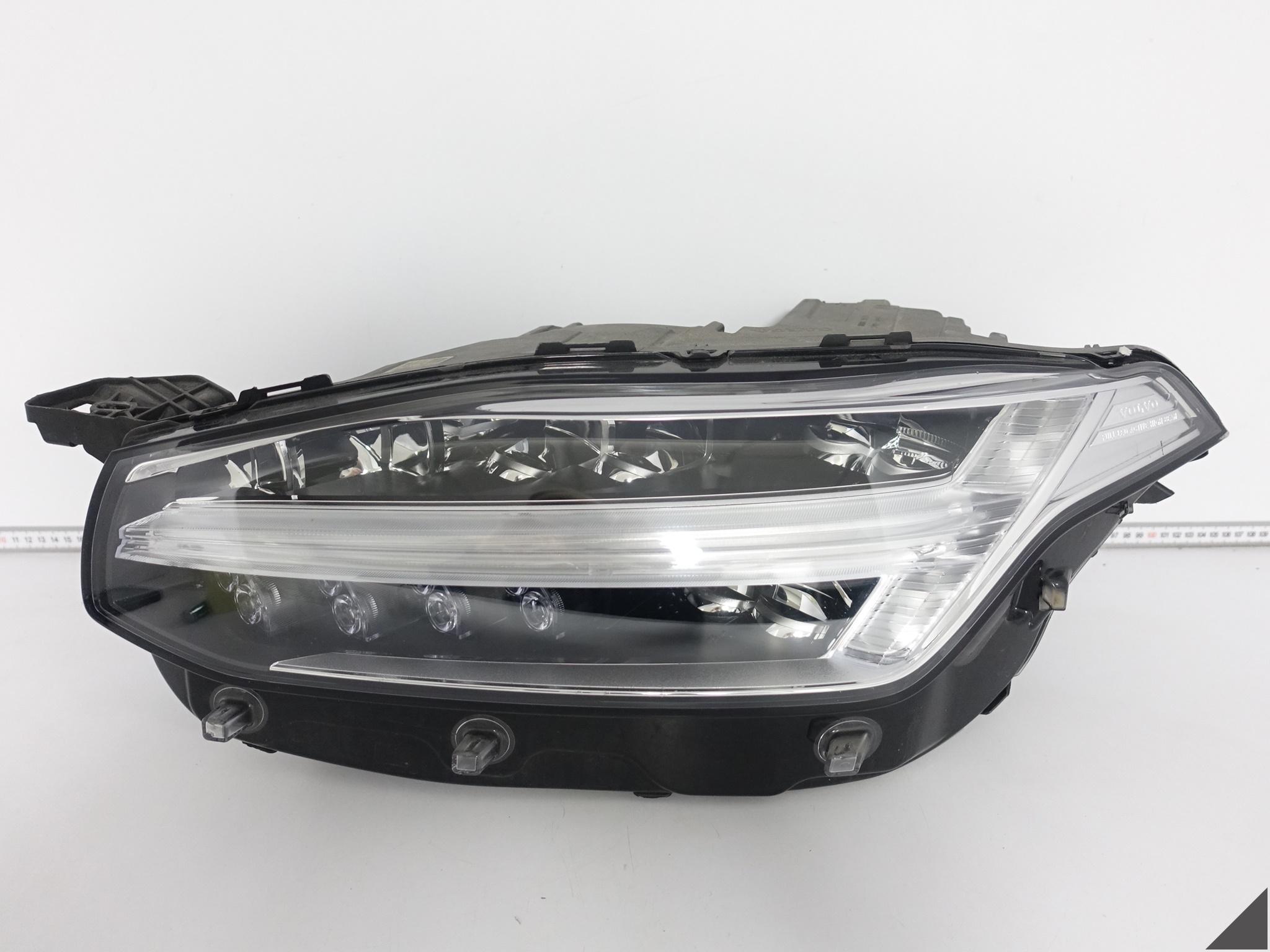 VOLVO XC90 II 2 14-20 LAMPA FULL LED ACTIVE HIGH BEAM LEWA PRZÓD EU +MODUŁY VOLVO XC90 II 2 14-20 LAMPA FULL LED ACTIVE HIGH BEAM LEWA PRZÓD EU +MODUŁY