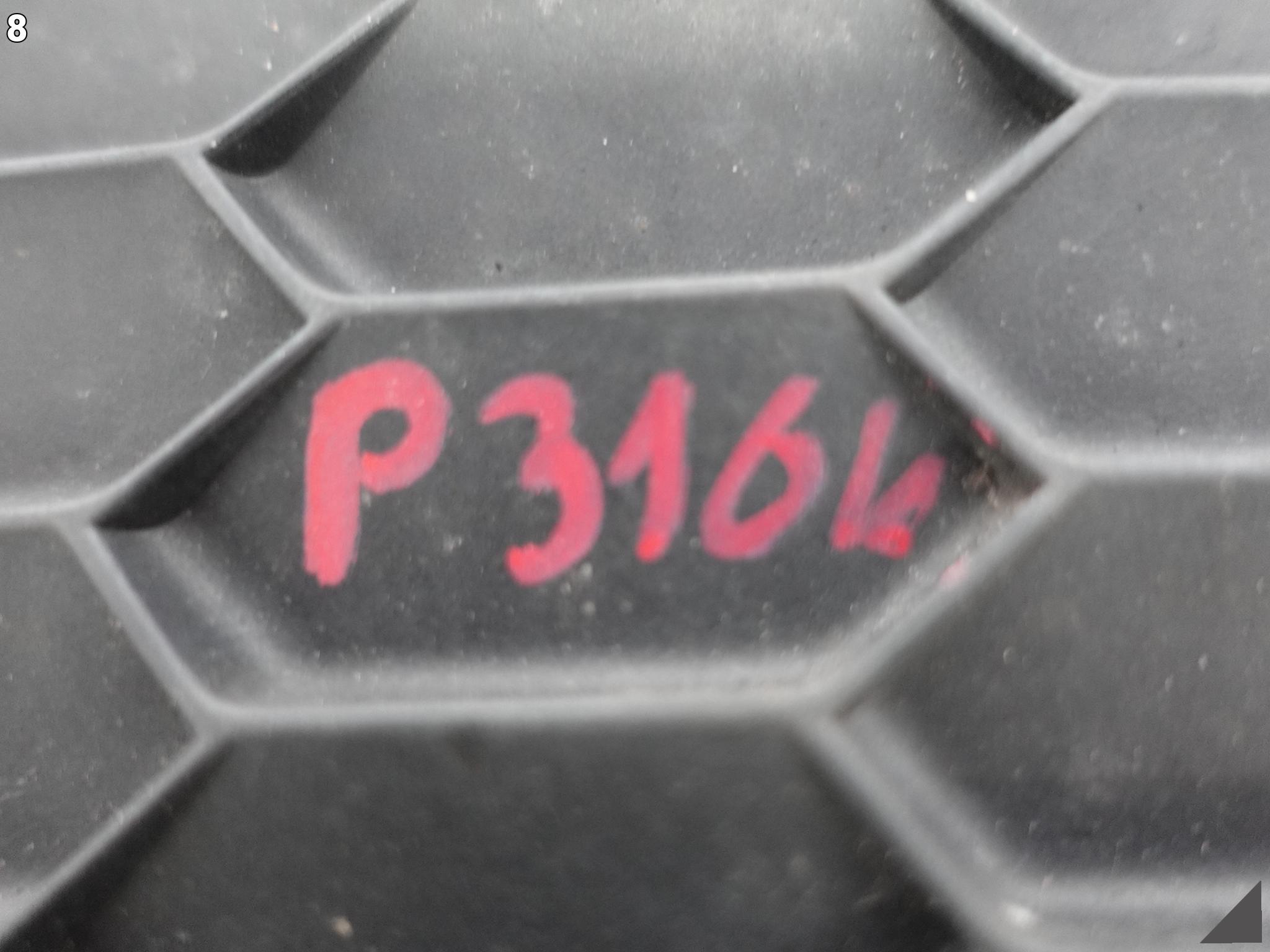 AUDI R8 4S0 II 15-19 ZDERZAK KRATKA ZAŚLEPKA PRZÓD AUDI R8 4S0 II 15-19 ZDERZAK KRATKA ZAŚLEPKA PRZÓD - obrazek 9