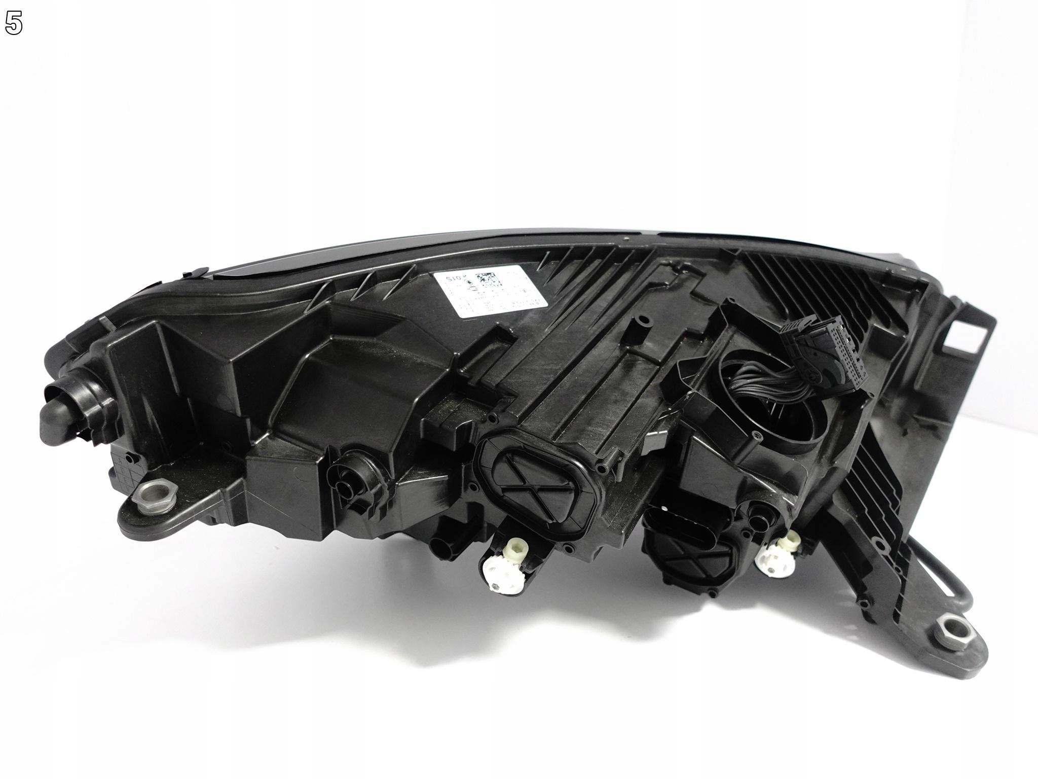SKODA ENYAQ IV ELECTRIC 5LB 5LA 20- LAMPA FULL LED CRYSTAL LIGHTING LEWA EU SKODA ENYAQ IV ELECTRIC 5LB 5LA 20- LAMPA FULL LED CRYSTAL LIGHTING LEWA EU - obrazek 6