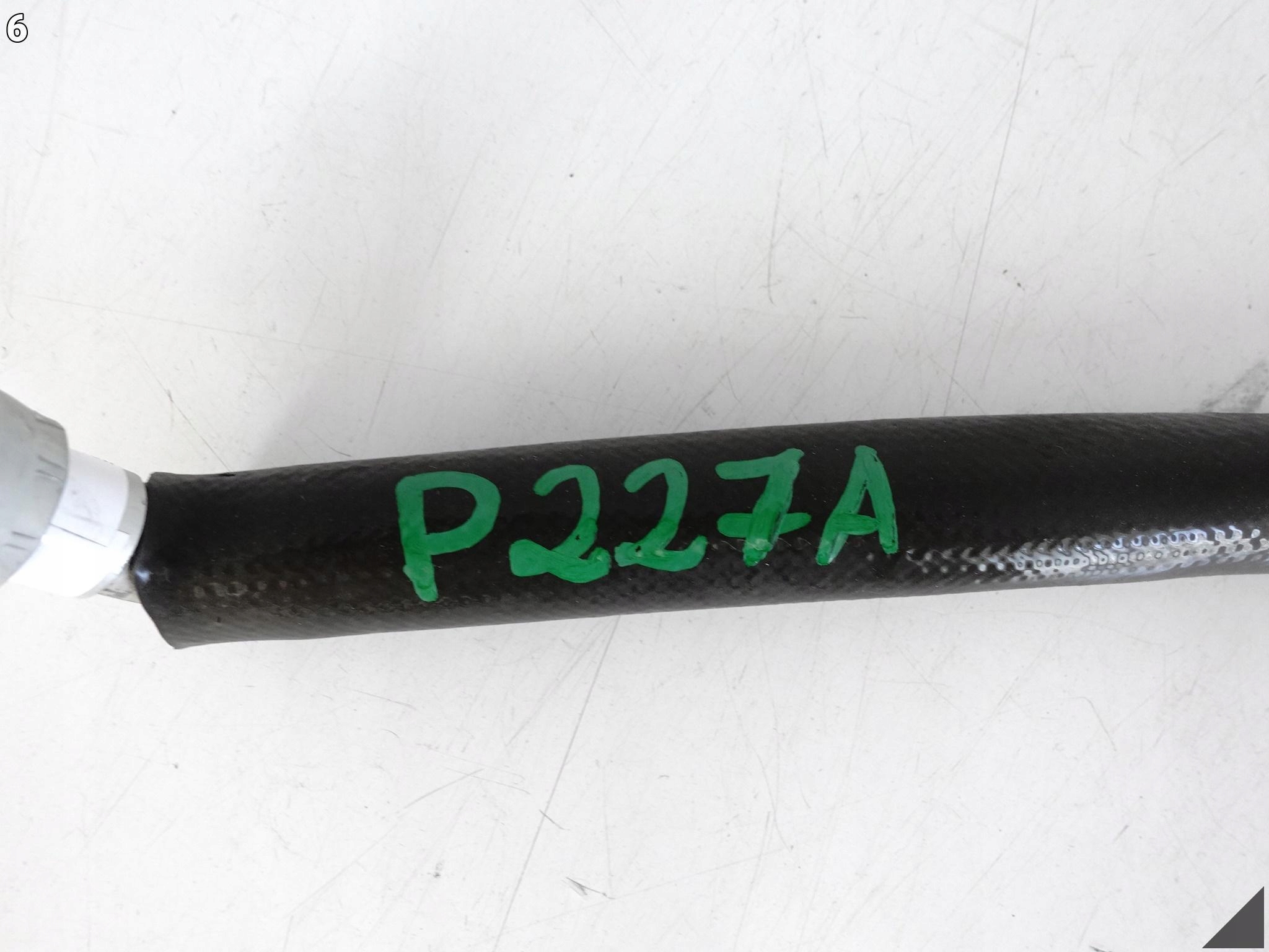 FERRARI PRZEWÓD RURKA WĄŻ DOPROWADZAJĄCY OLEJ OSŁONA GL-5 859817 FERRARI PRZEWÓD RURKA WĄŻ DOPROWADZAJĄCY OLEJ OSŁONA GL-5 859817 - obrazek 7